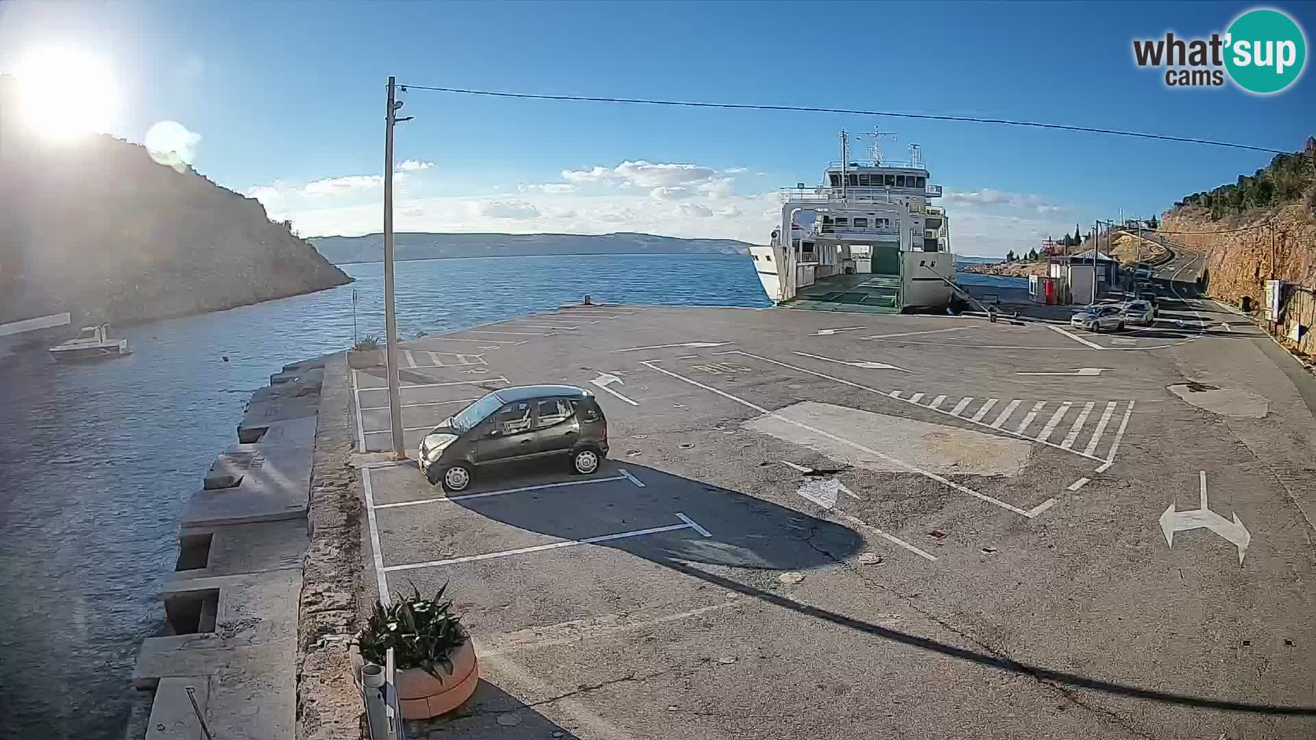 Webcam Prizna ferry port to Pag island