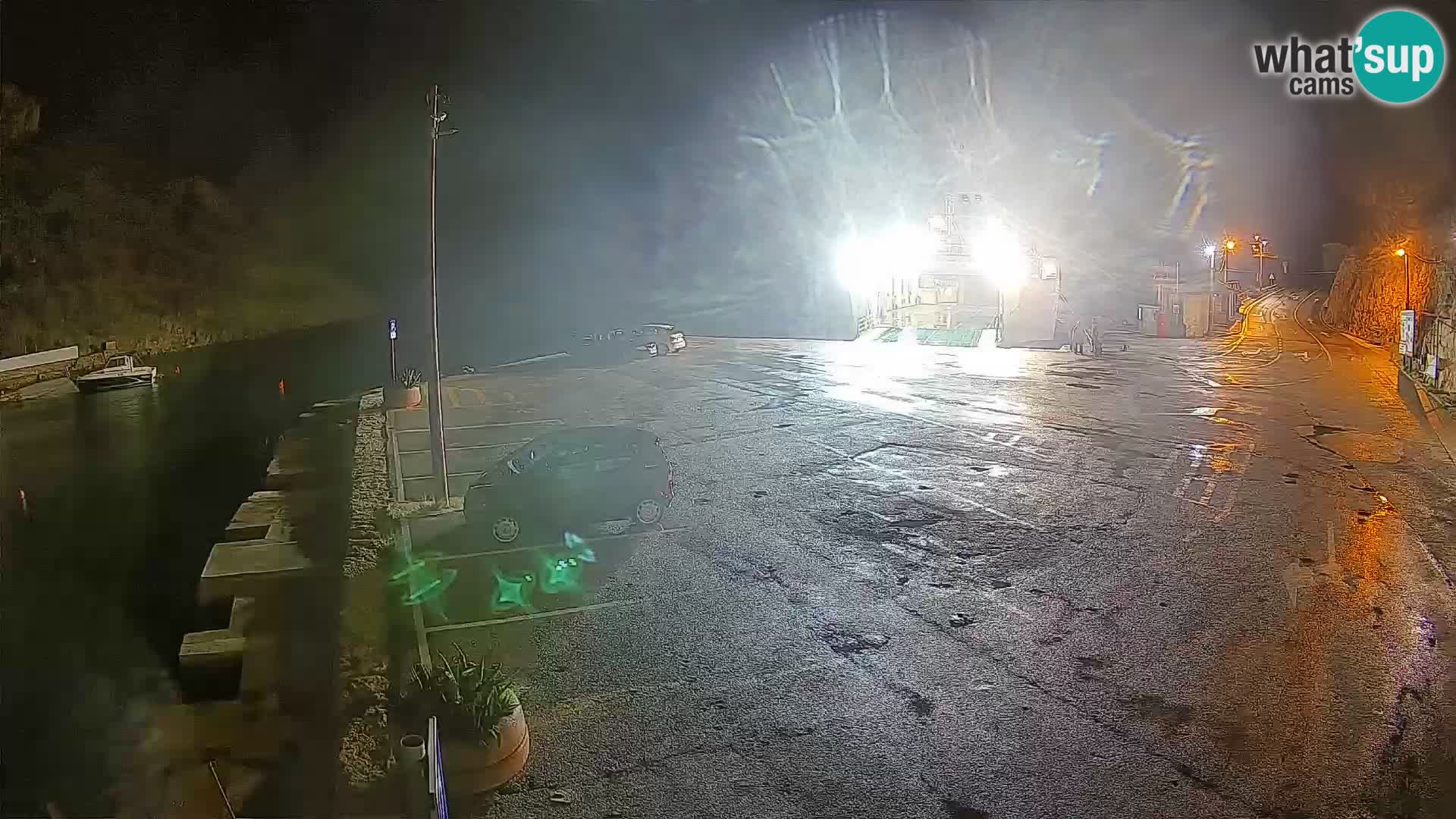 Webcam port de ferry de Prizna – vers l’île de Pag