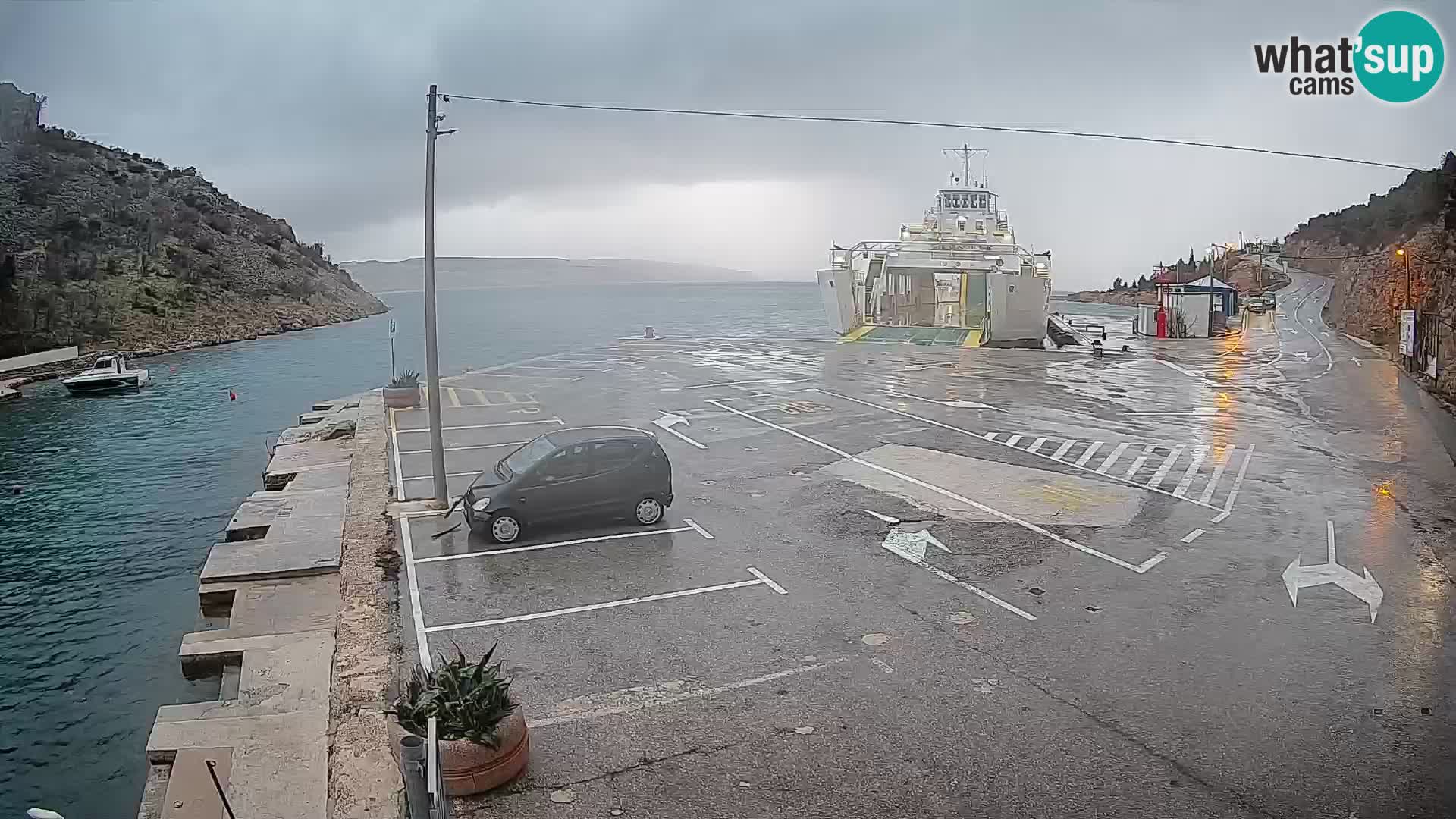 Webcam Fährhafen Prizna – zur Insel Pag