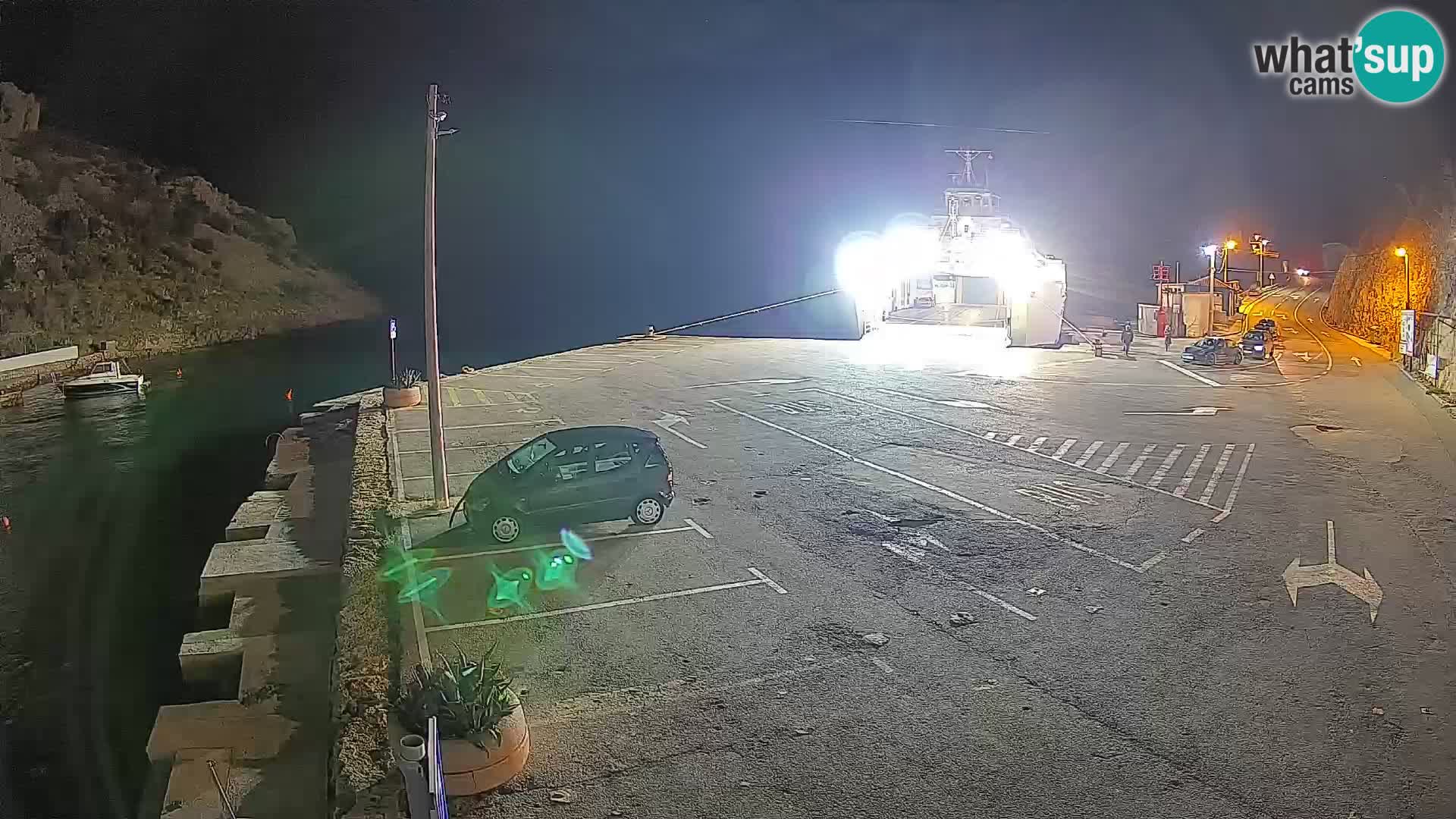 Webcam del puerto de ferris de Prizna – hacia la isla de Pag