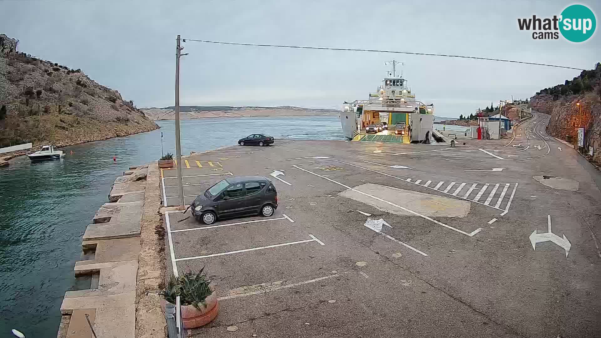 Webcam Fährhafen Prizna – zur Insel Pag