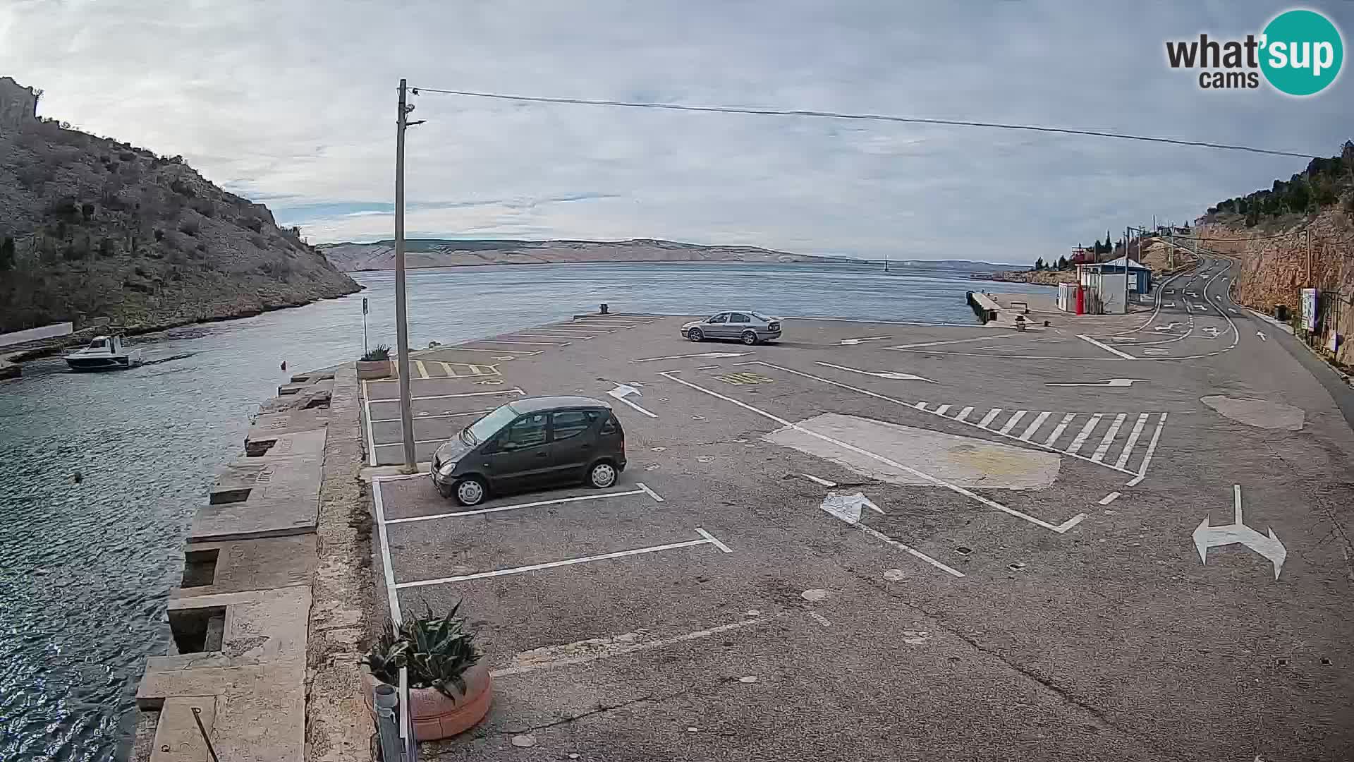 Webcam port de ferry de Prizna – vers l’île de Pag