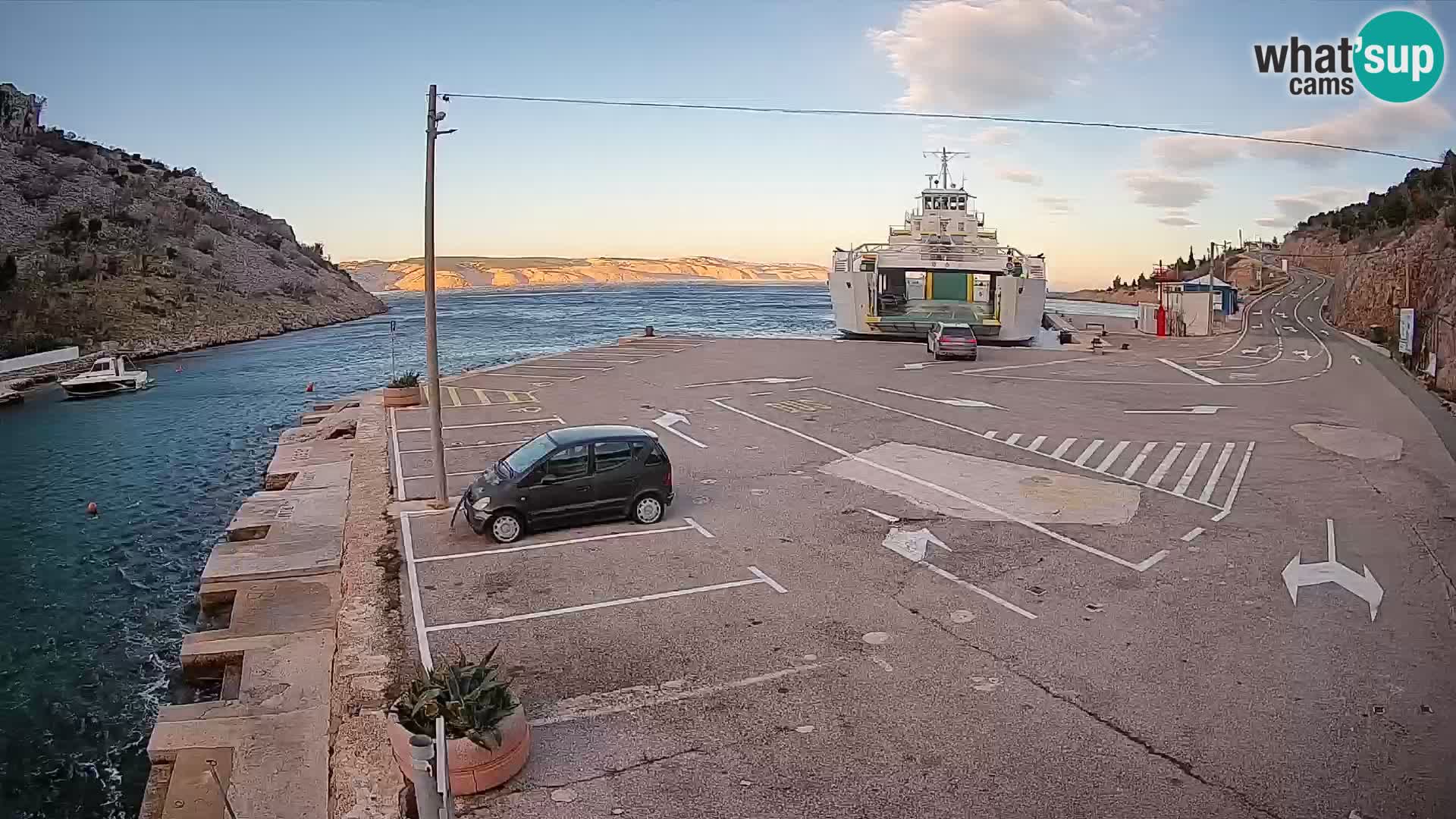 Webcam porto traghetti di Prizna – per l’isola di Pag