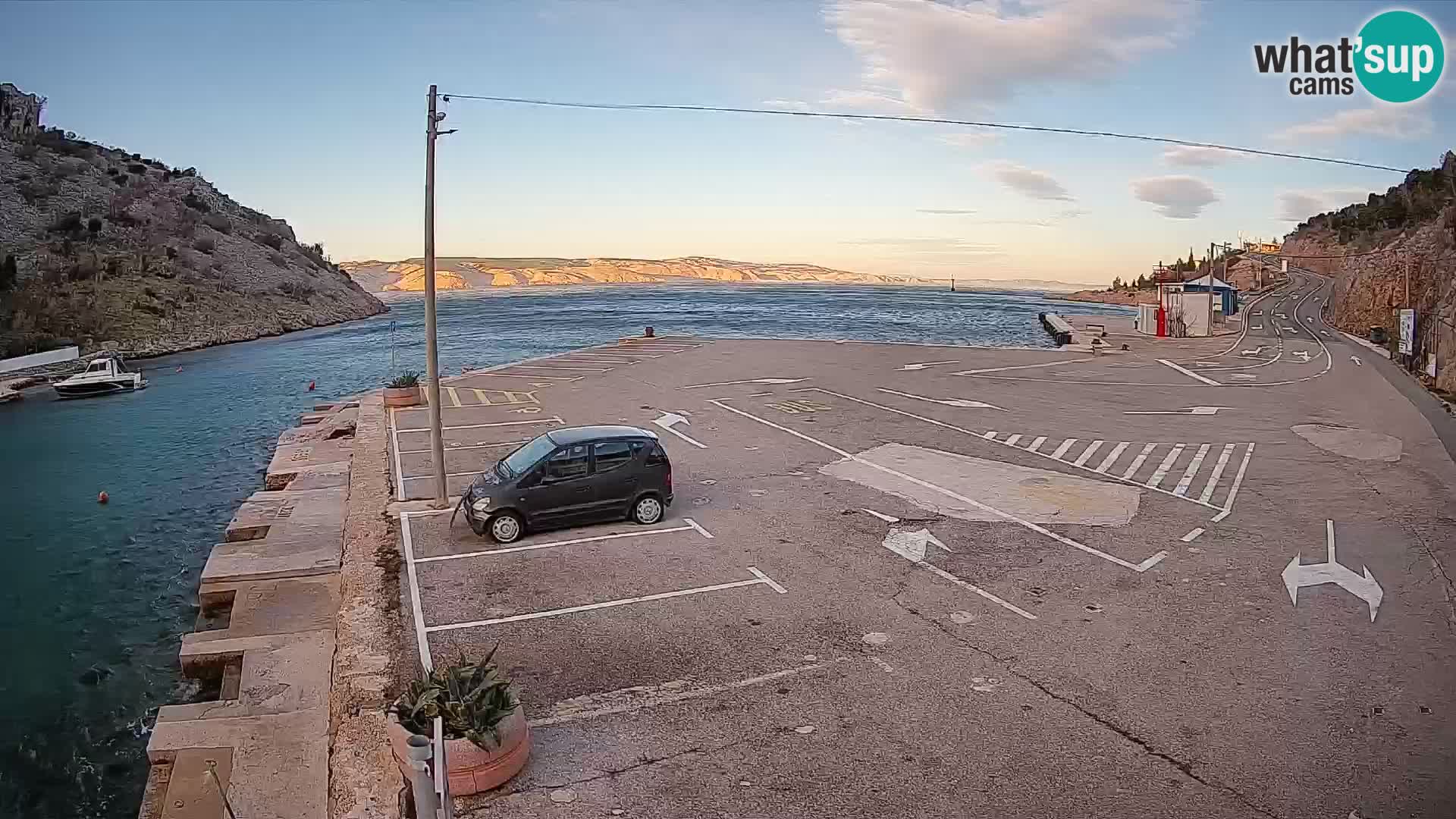 Webcam Fährhafen Prizna – zur Insel Pag