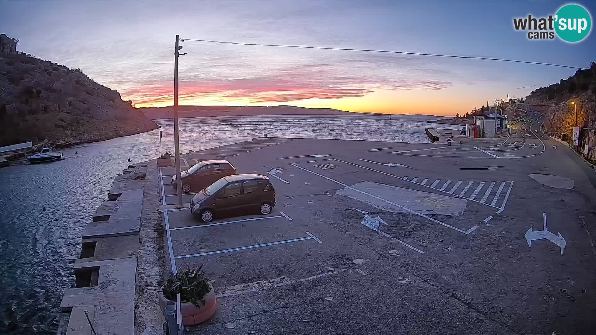 Webcam port de ferry de Prizna – vers l’île de Pag