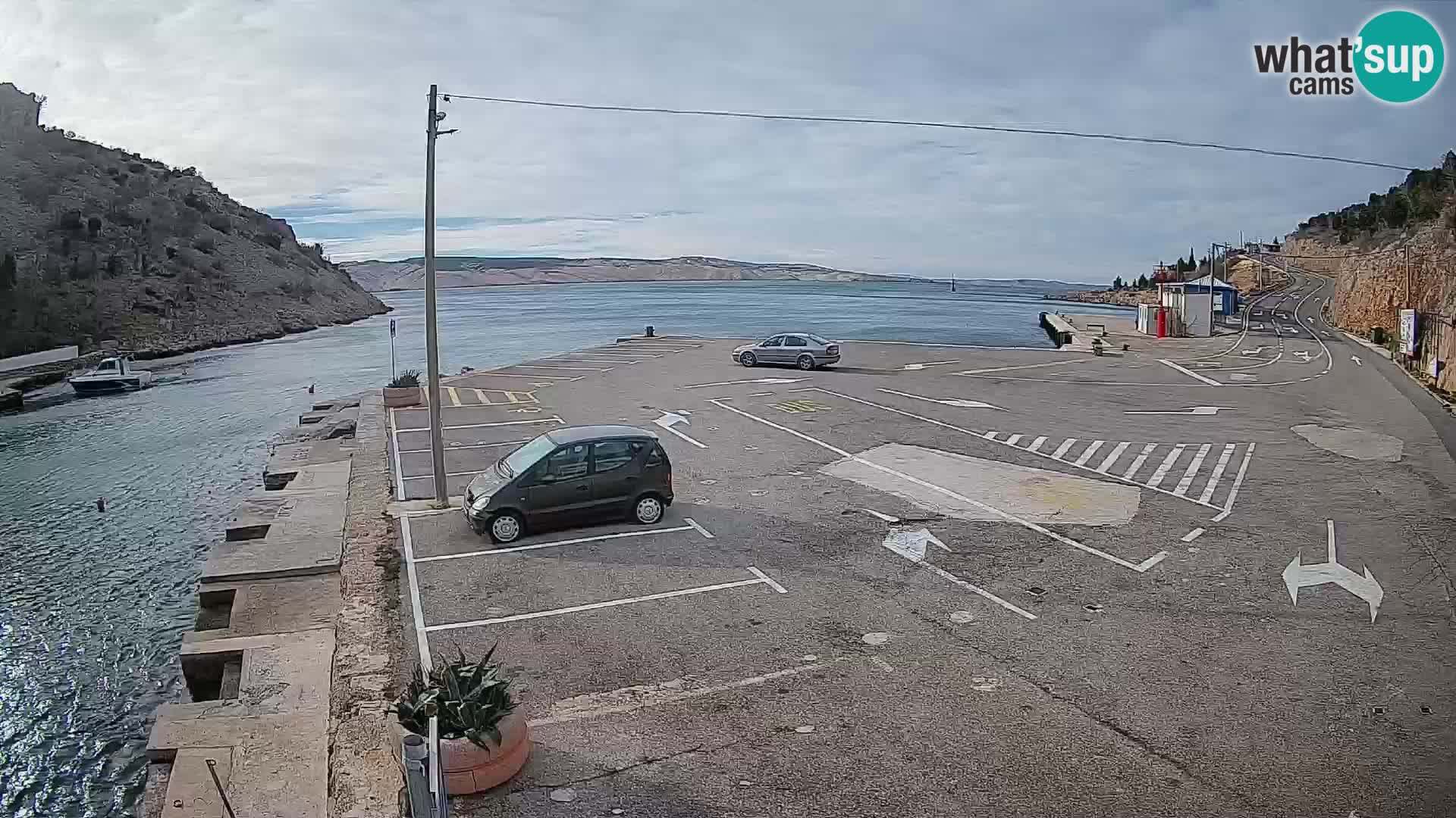 Webcam Prizna ferry port to Pag island