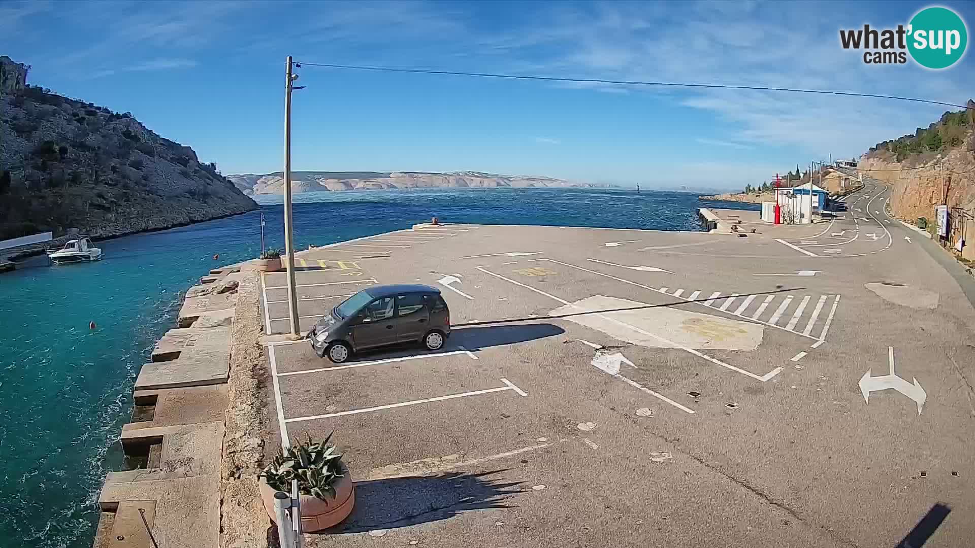 Webcam Prizna ferry port to Pag island