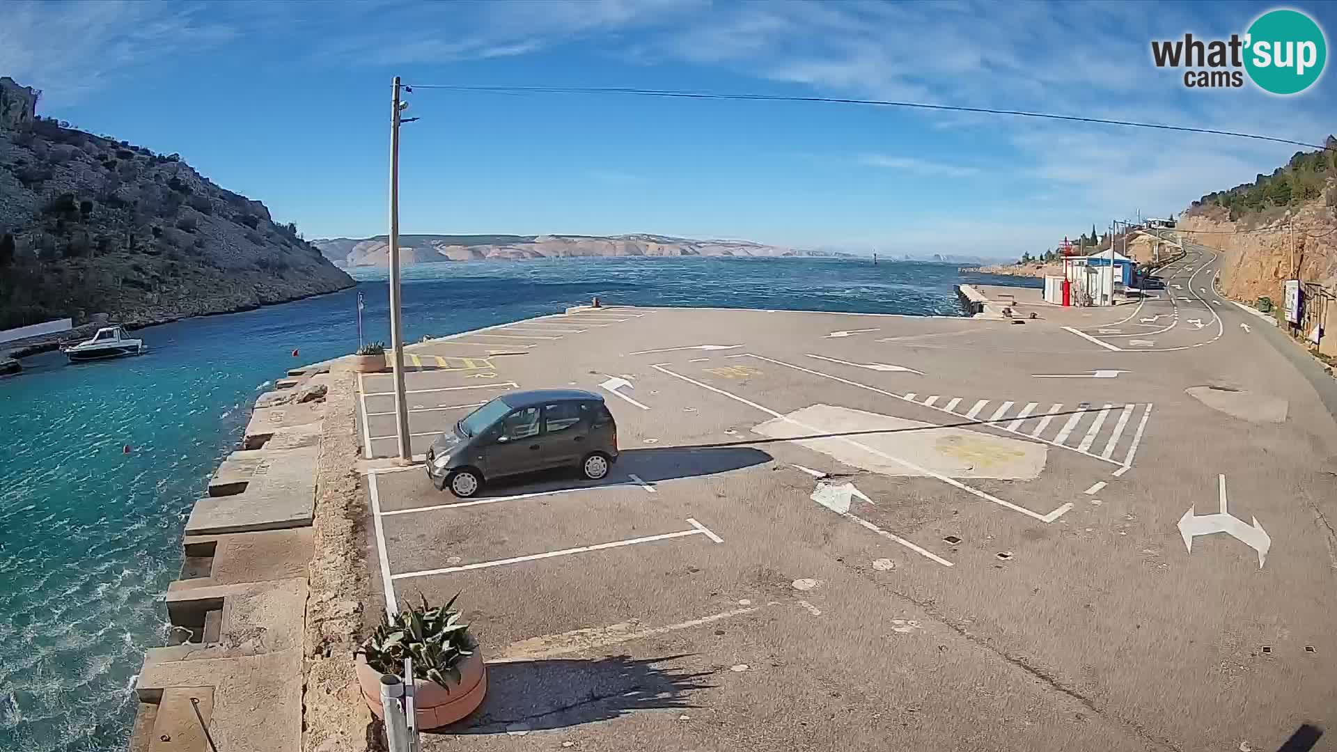 Webcam del puerto de ferris de Prizna – hacia la isla de Pag