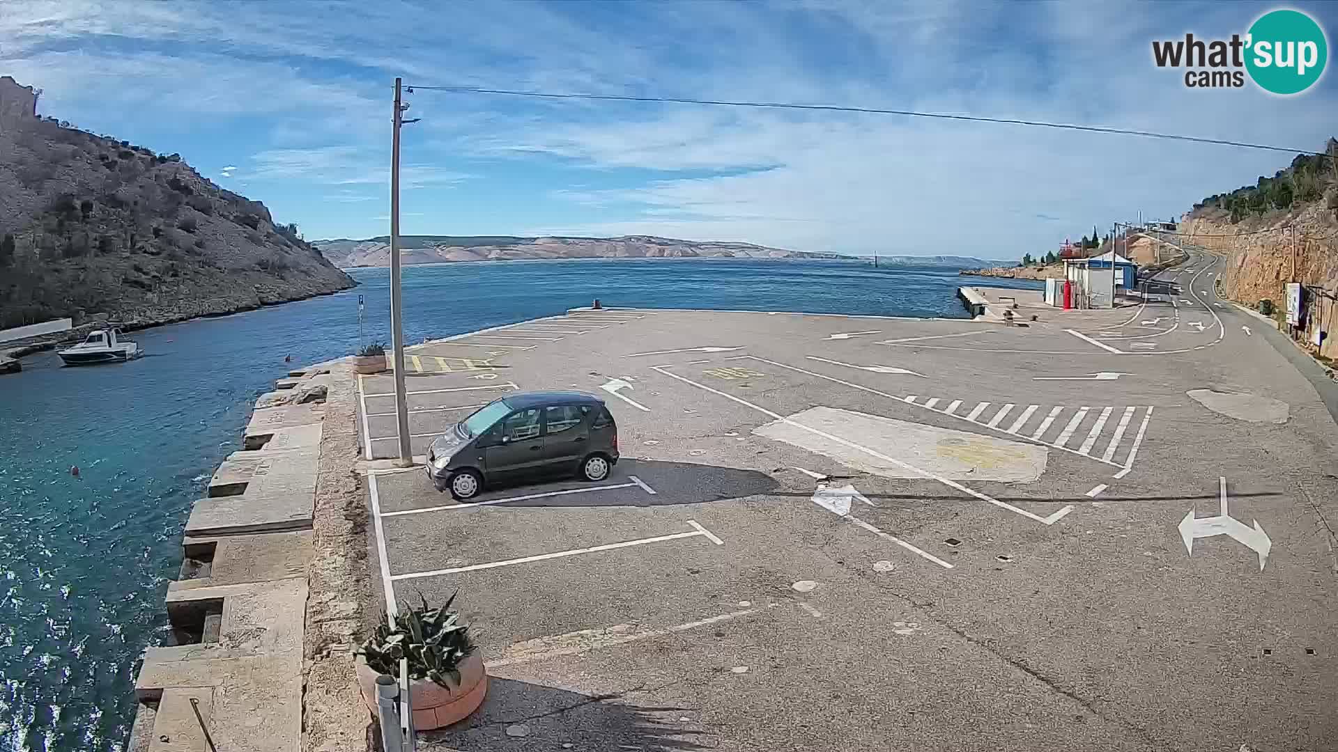 Webcam Prizna ferry port to Pag island