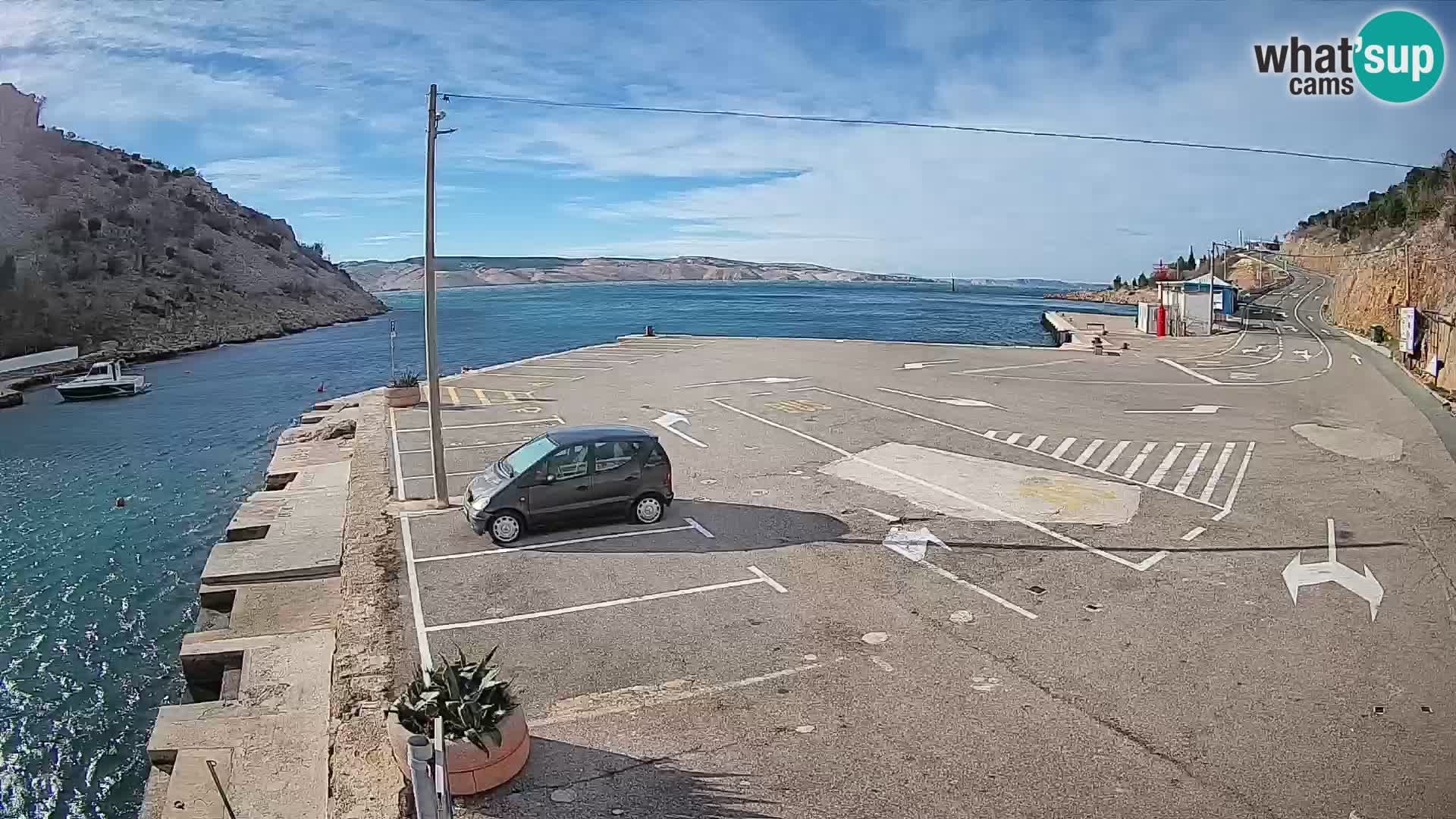 Webcam Prizna ferry port to Pag island