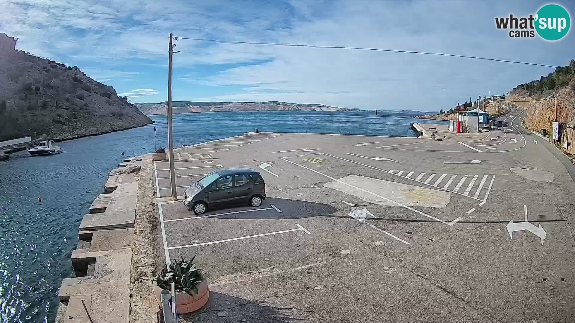 Webcam Prizna ferry port to Pag island