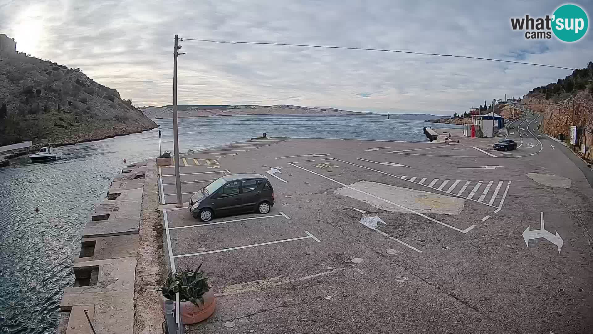 Webcam Fährhafen Prizna – zur Insel Pag