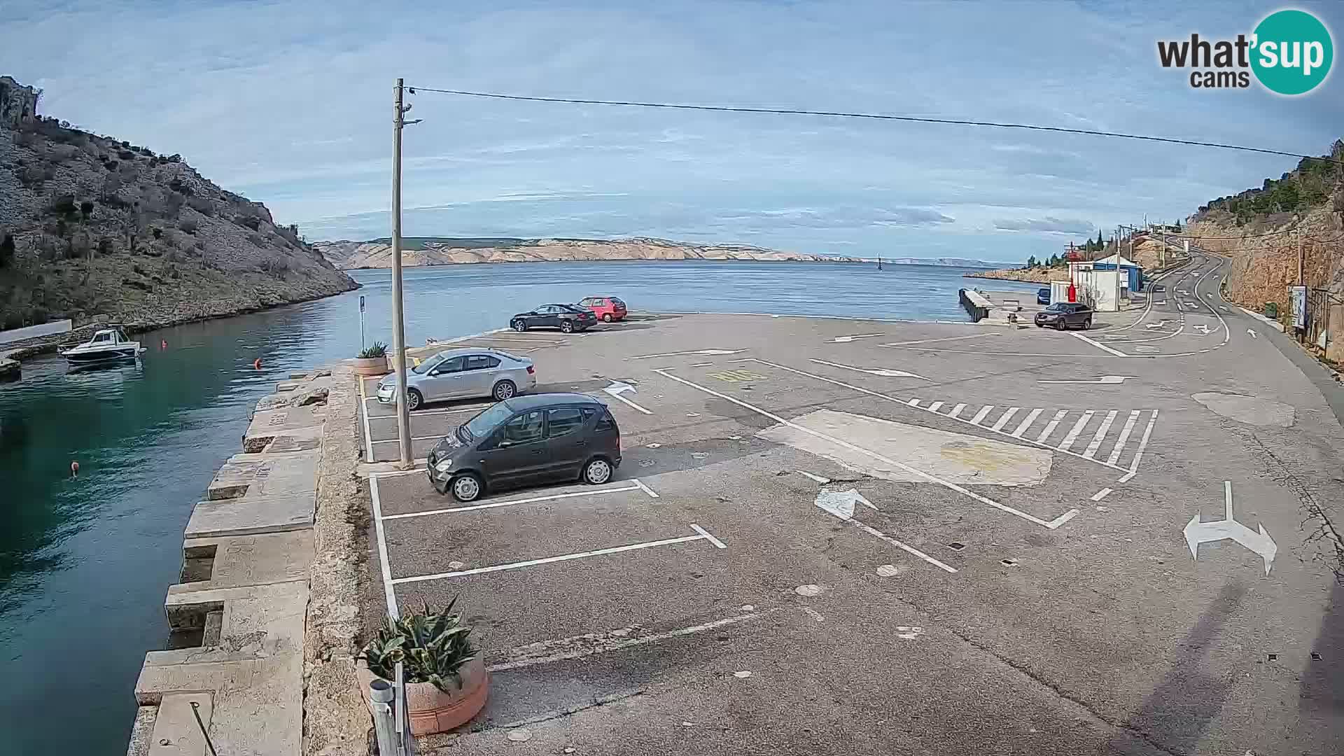 Webcam port de ferry de Prizna – vers l’île de Pag