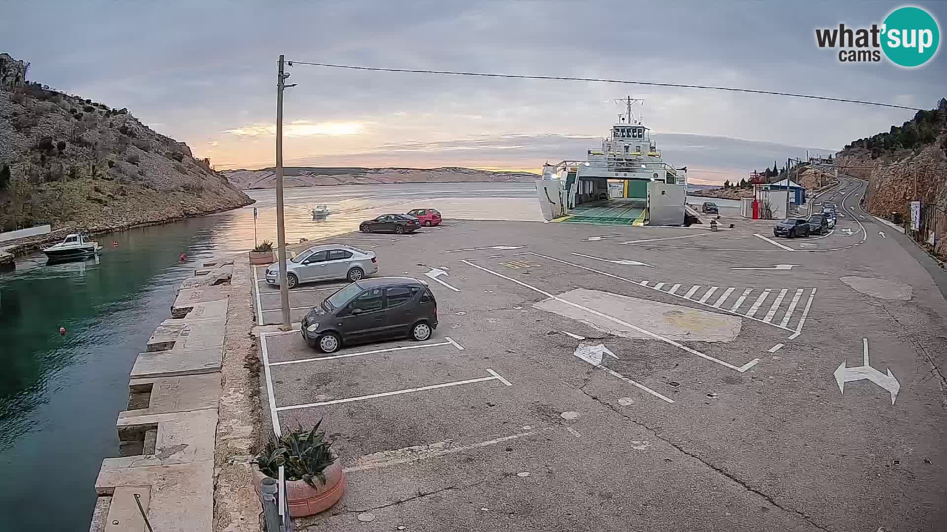 Webcam Fährhafen Prizna – zur Insel Pag