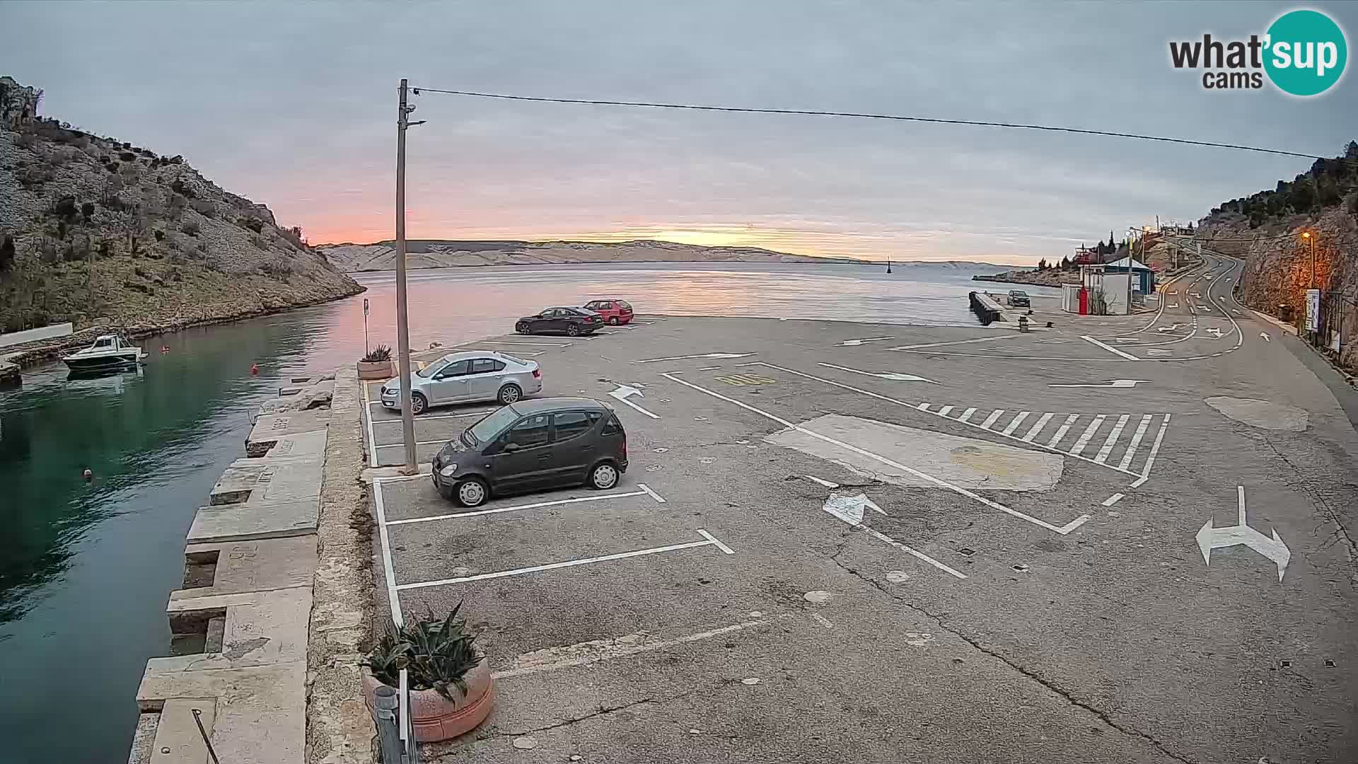 Webcam Fährhafen Prizna – zur Insel Pag
