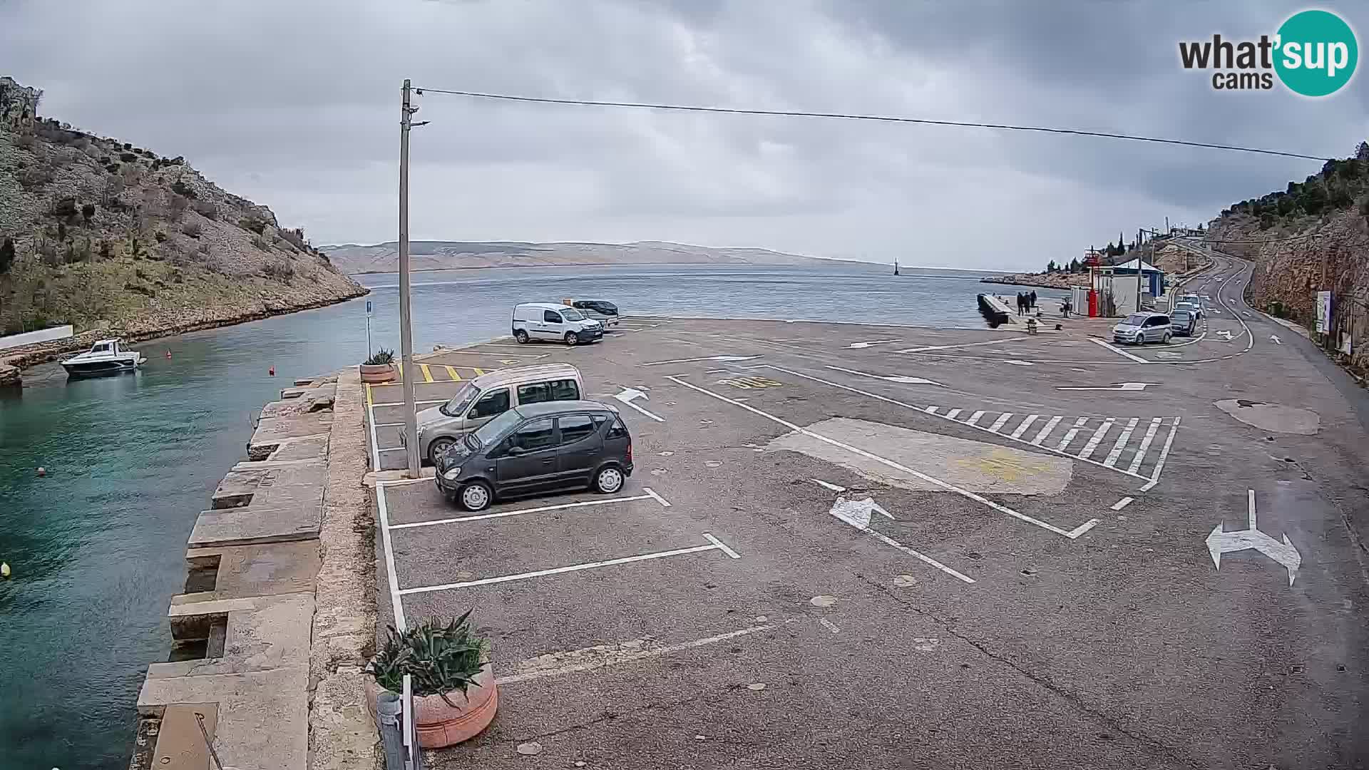 Webcam Prizna ferry port to Pag island