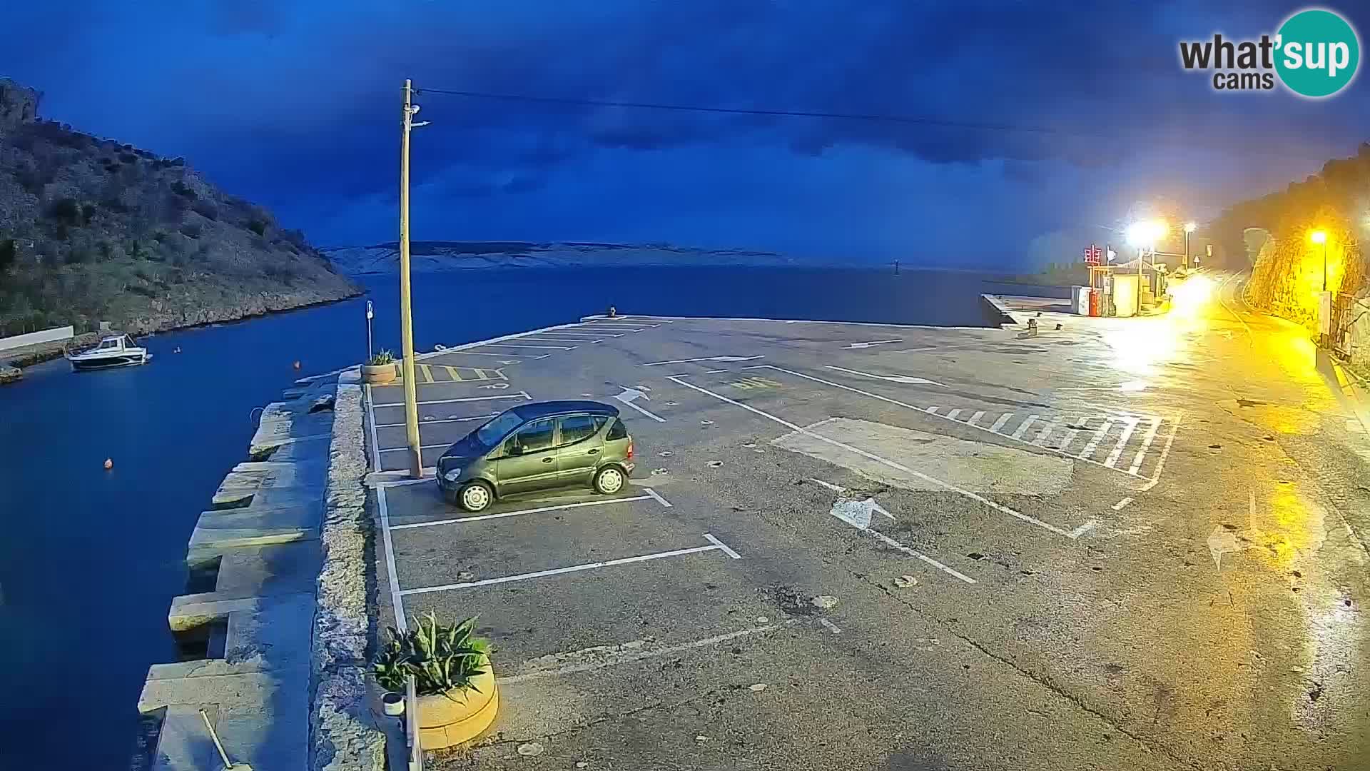 Webcam Prizna ferry port to Pag island