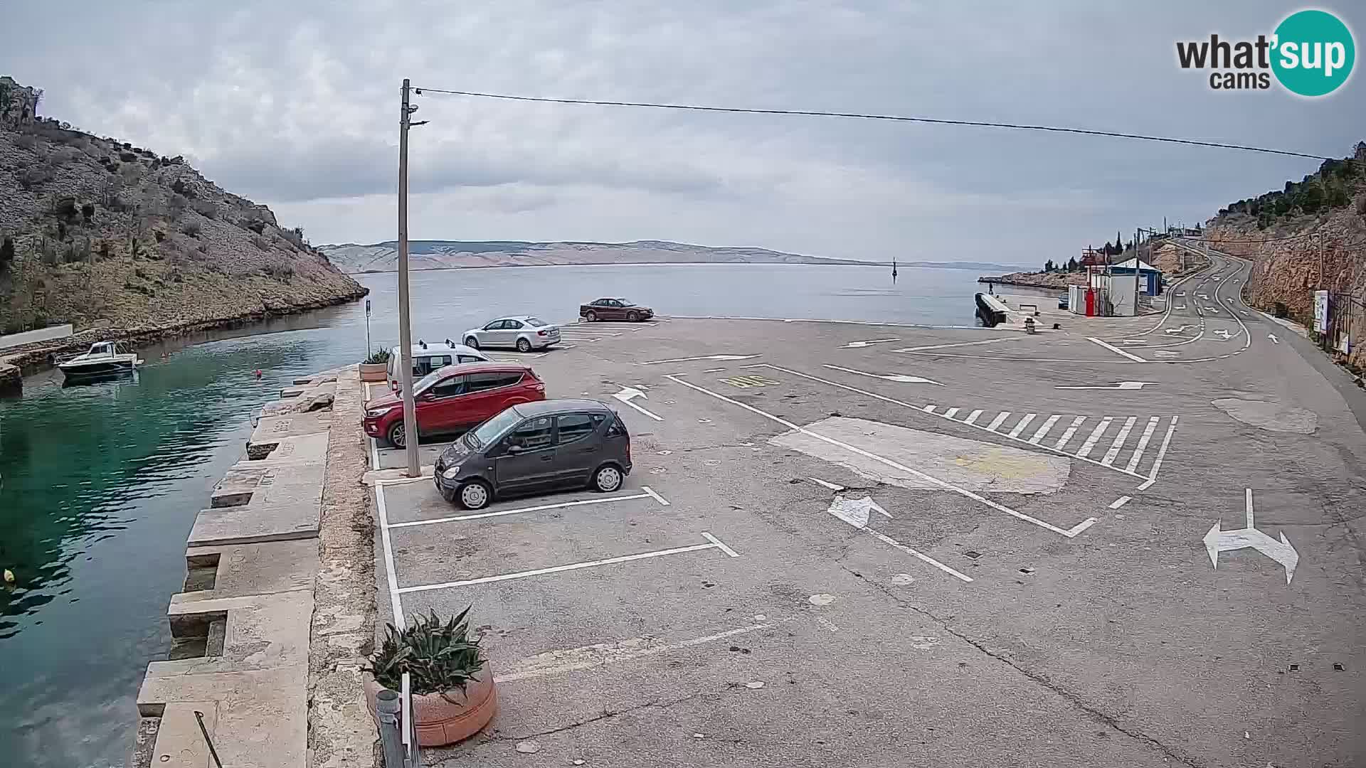 Webcam Prizna ferry port to Pag island