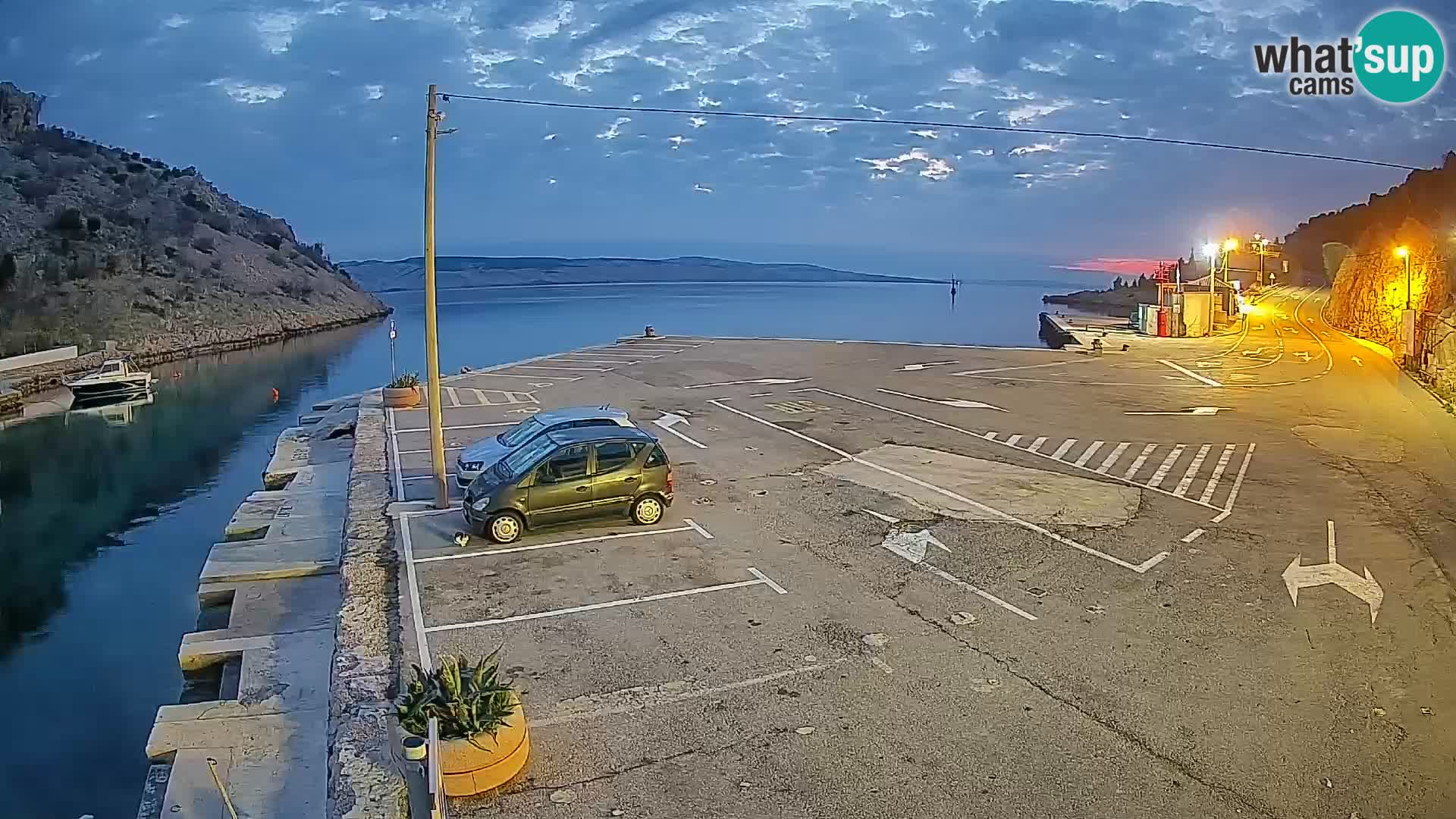 Webcam port de ferry de Prizna – vers l’île de Pag