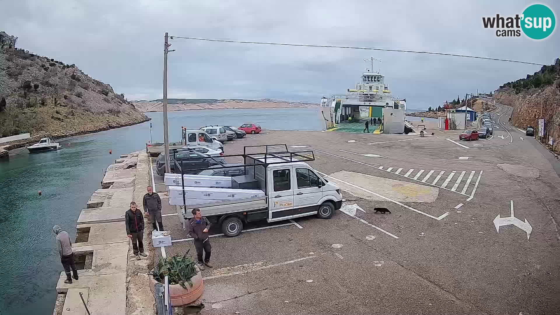 Webcam Prizna ferry port to Pag island