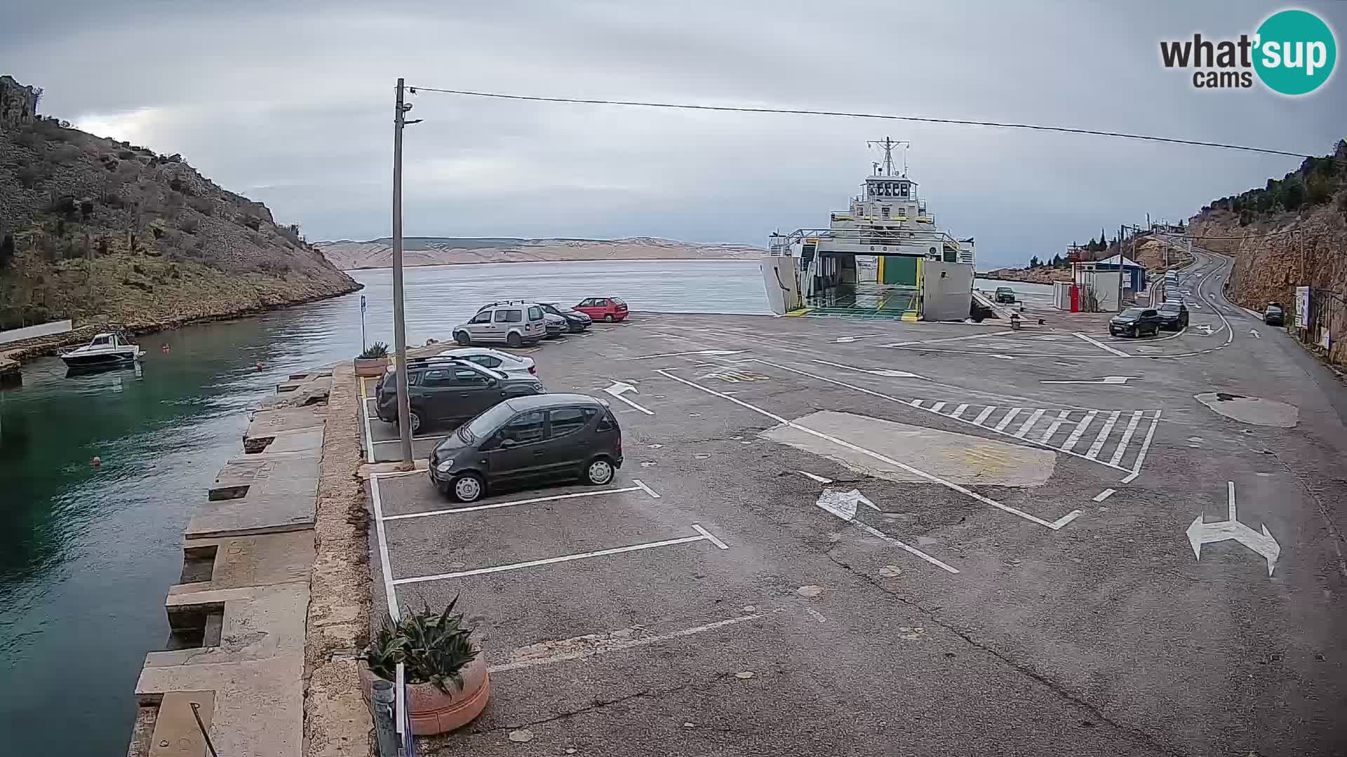 Webcam Prizna ferry port to Pag island