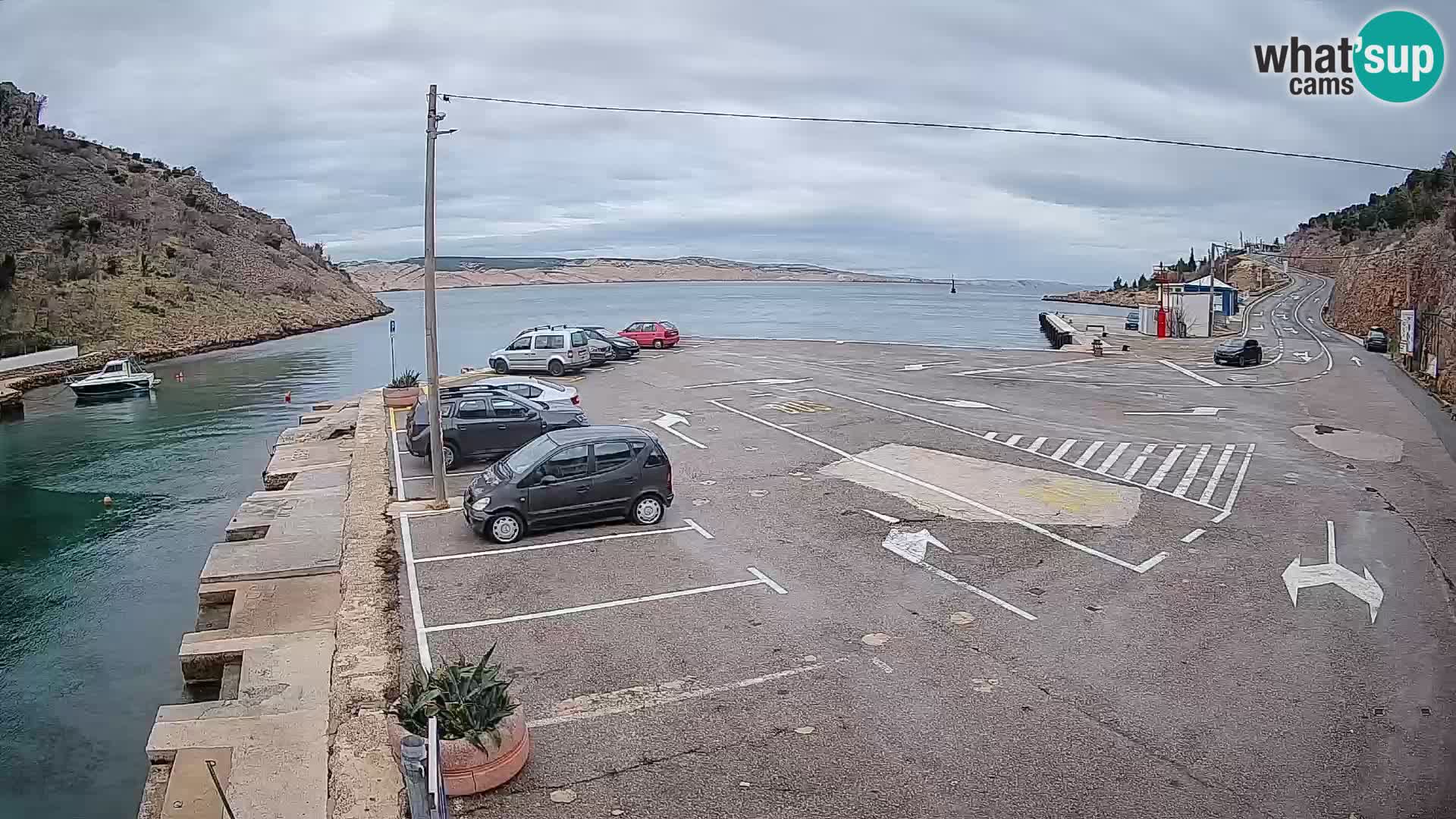 Webcam Prizna ferry port to Pag island