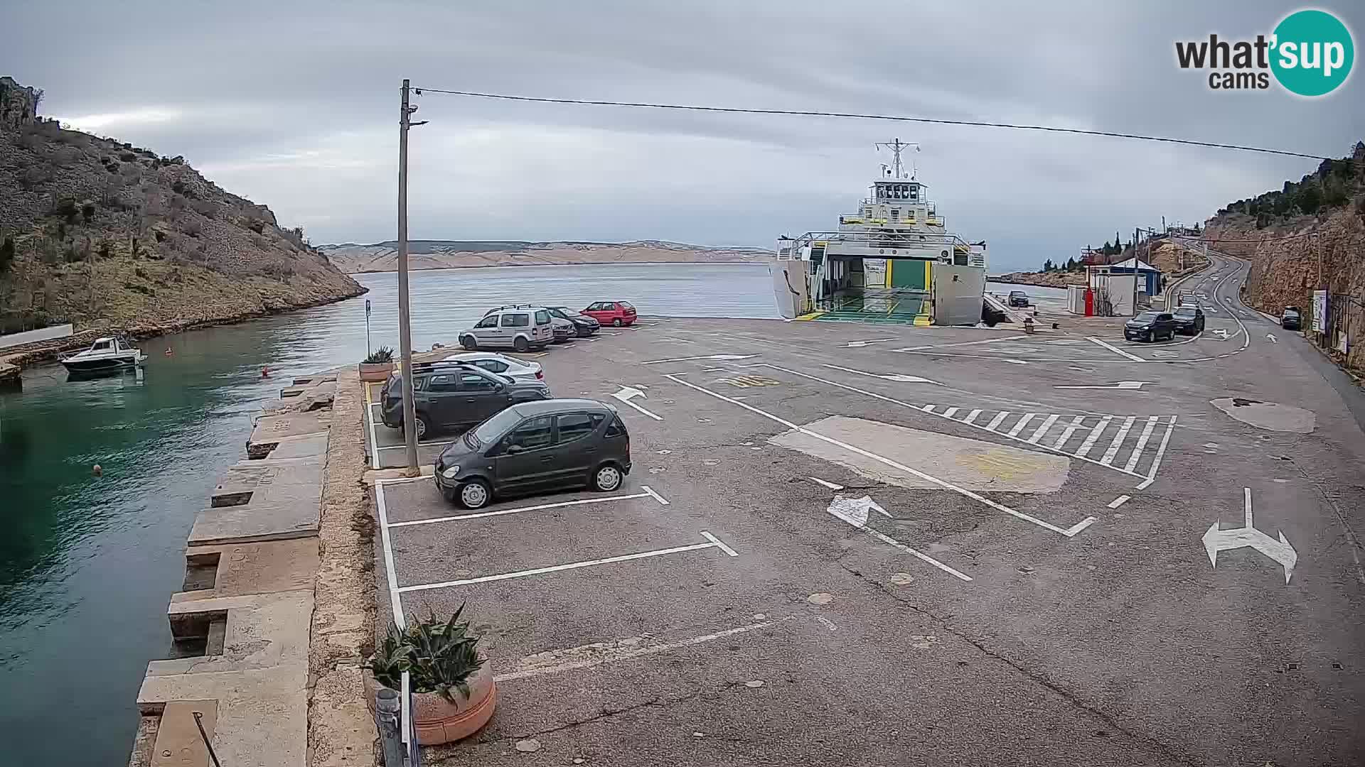 Webcam Prizna ferry port to Pag island