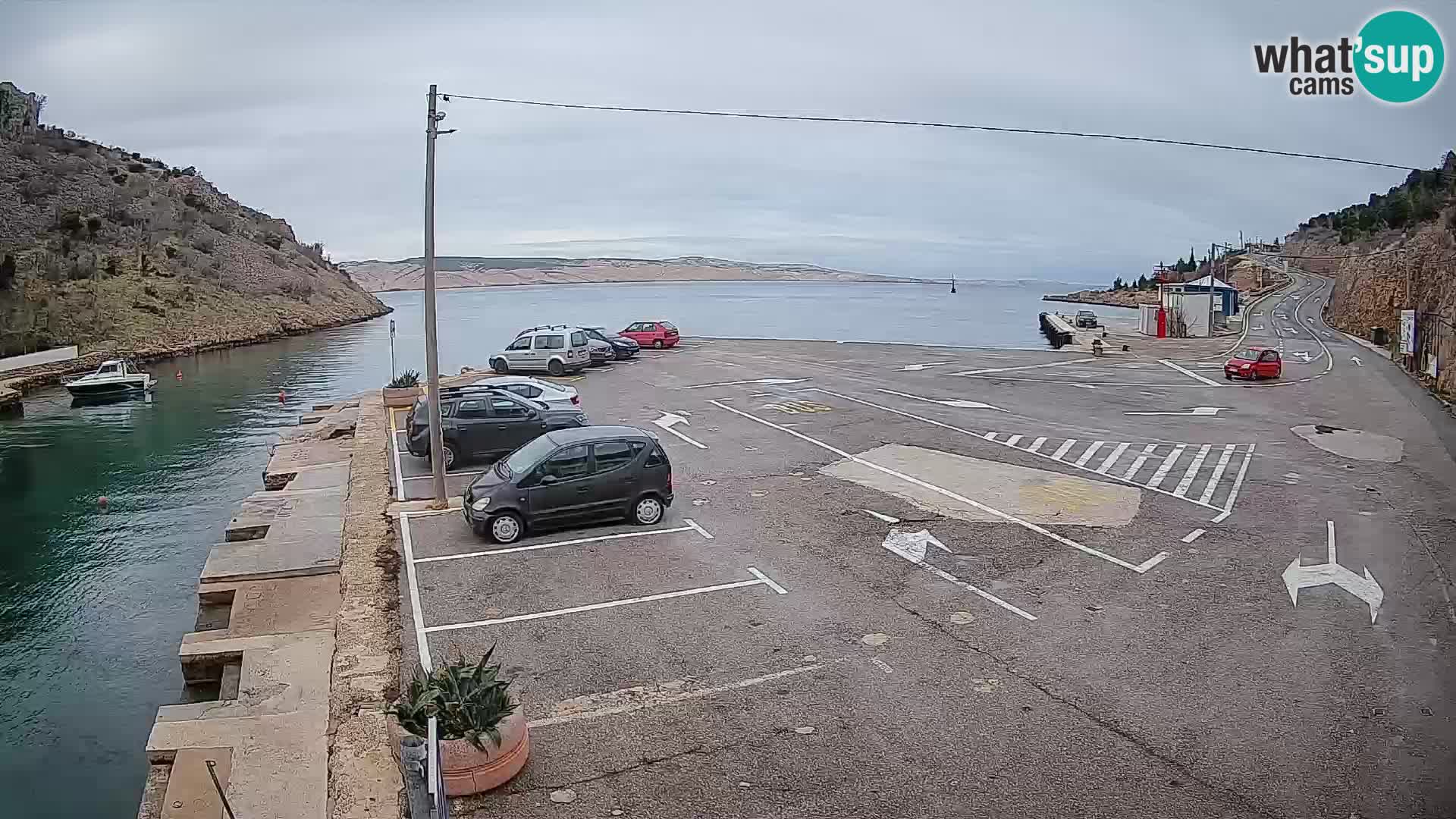 Webcam port de ferry de Prizna – vers l’île de Pag