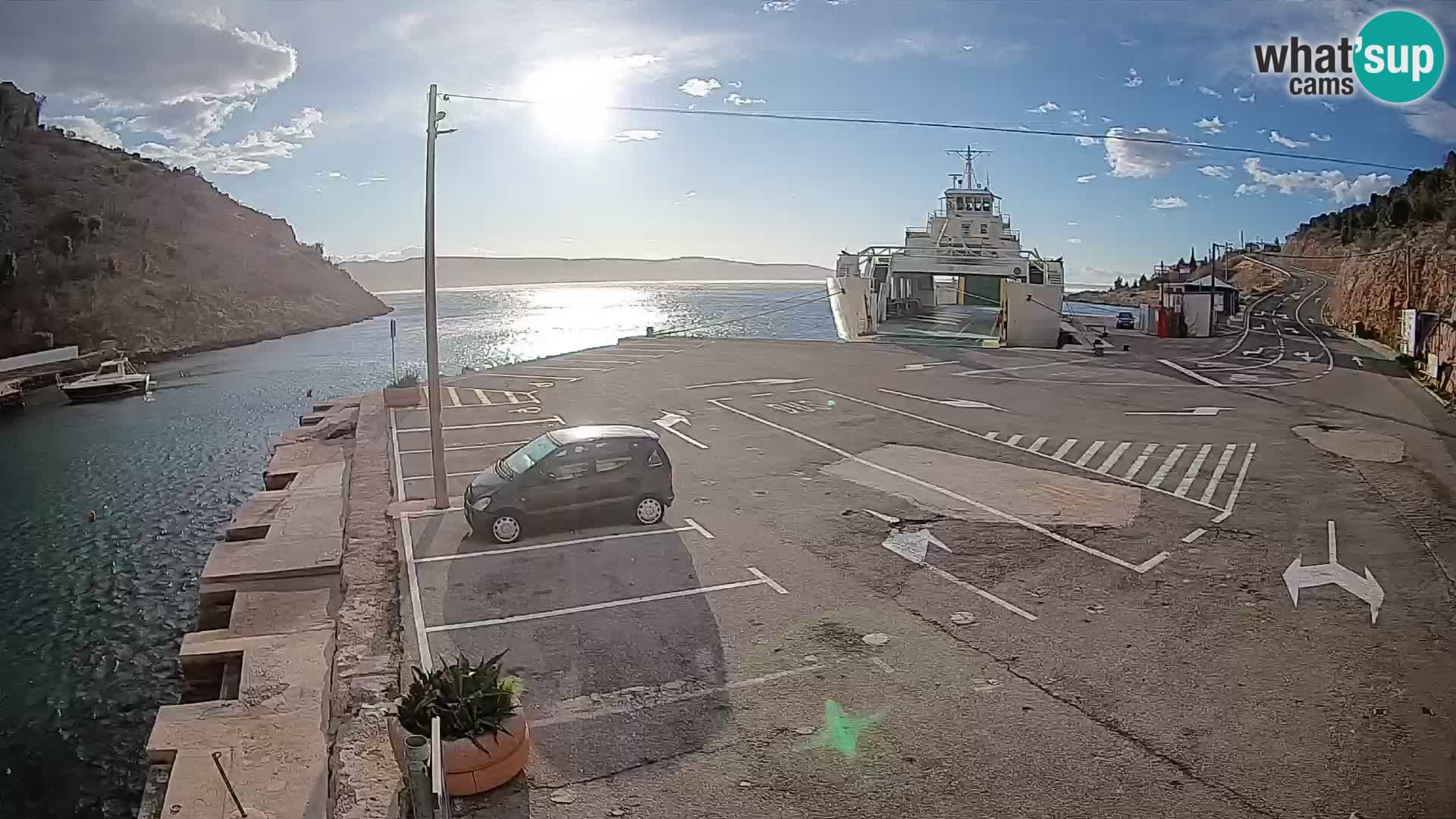 Webcam Prizna ferry port to Pag island