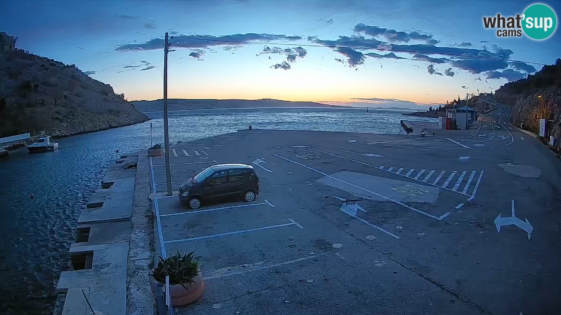 Webcam Prizna ferry port to Pag island