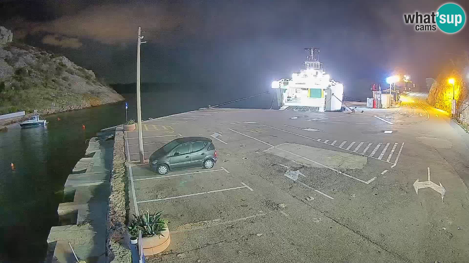 Webcam Prizna ferry port to Pag island