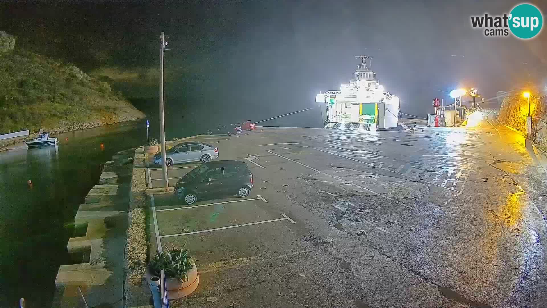 Webcam Prizna ferry port to Pag island