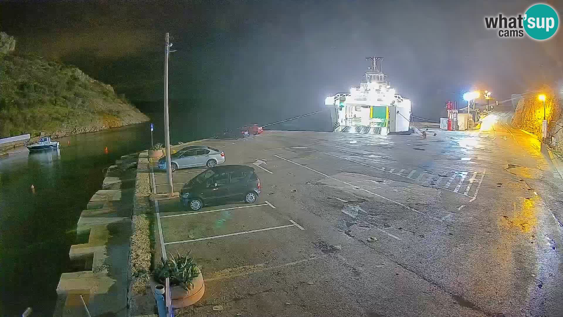 Webcam Prizna ferry port to Pag island
