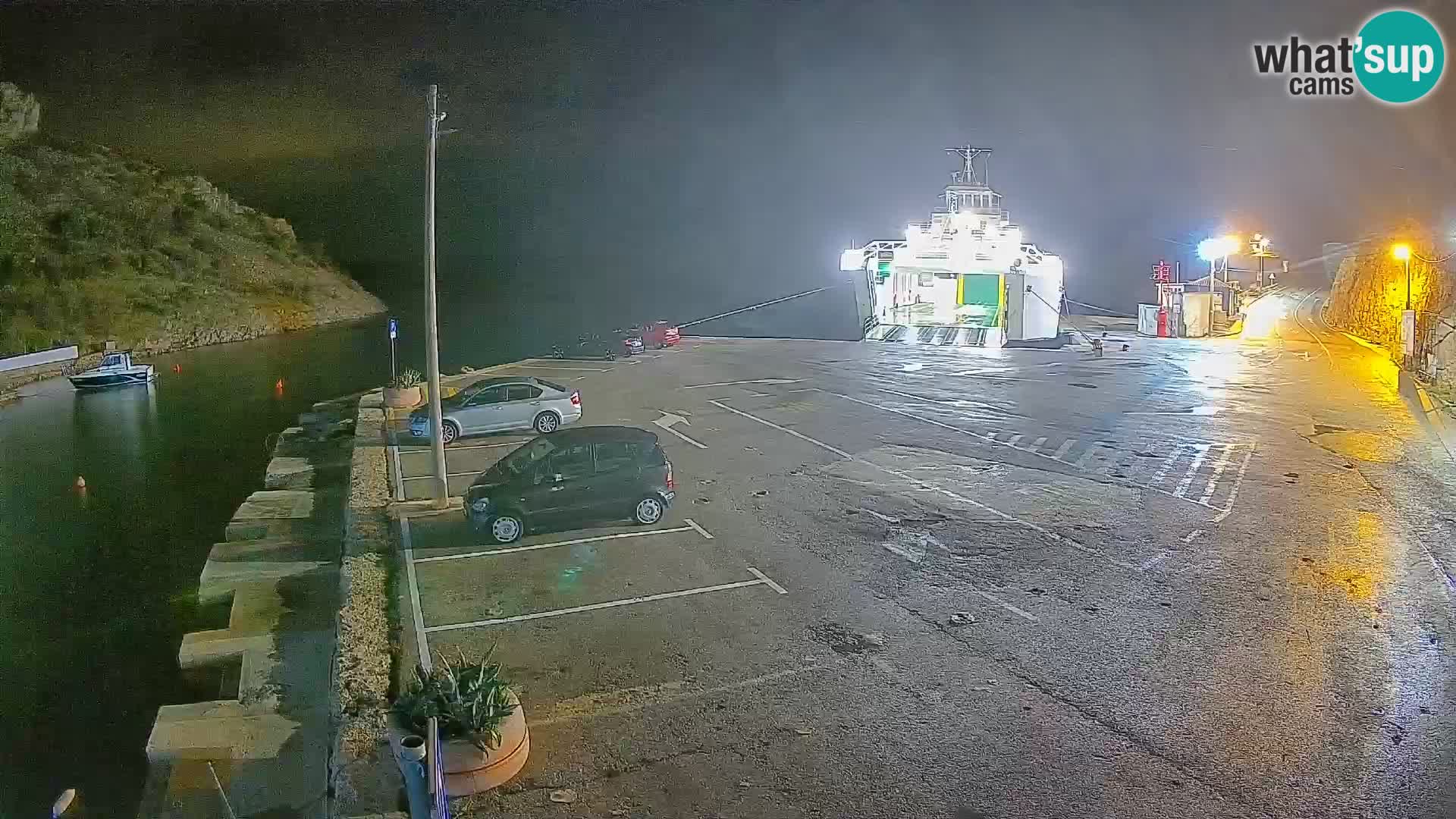 Webcam Prizna ferry port to Pag island
