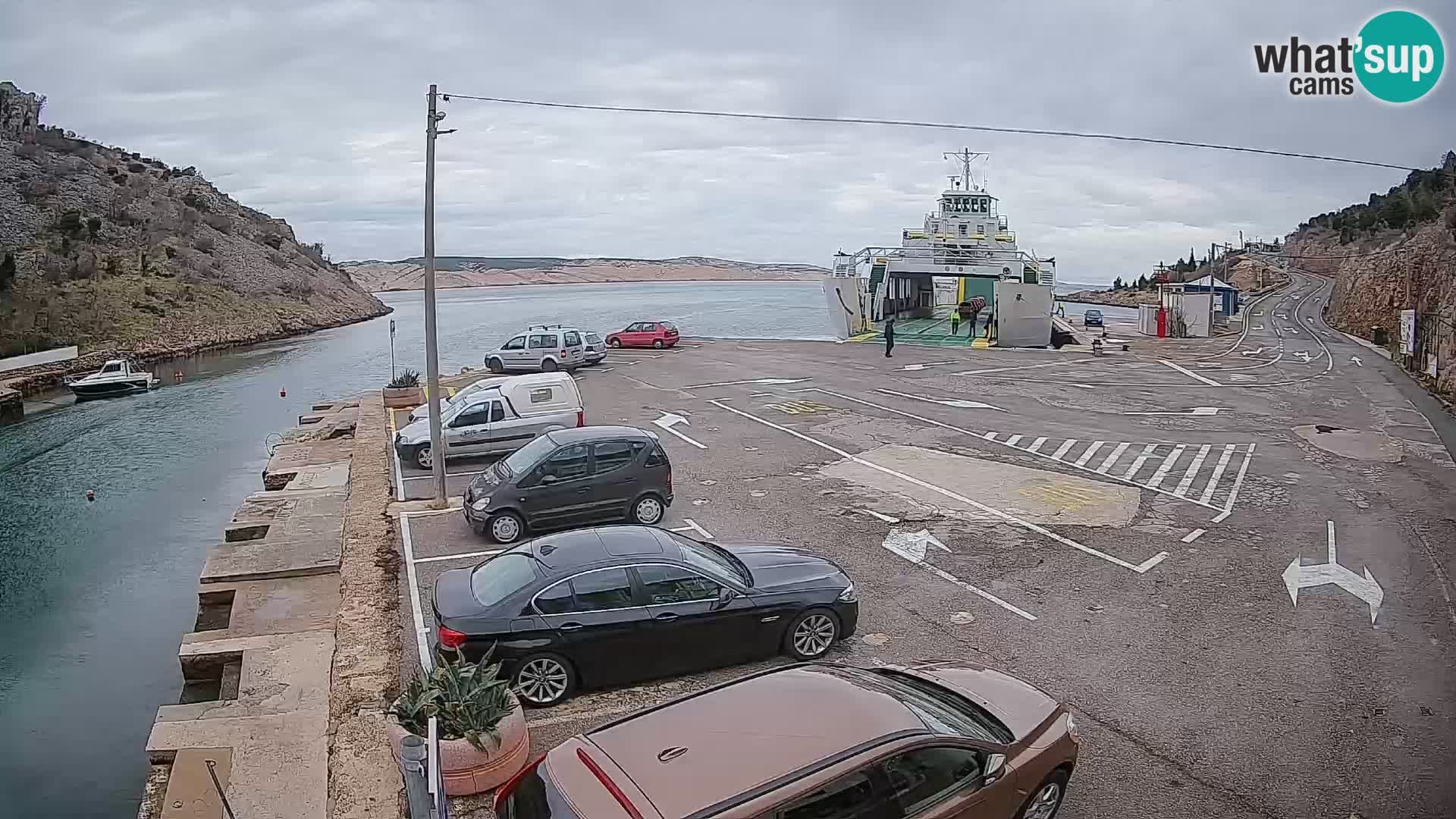 Webcam Prizna ferry port to Pag island