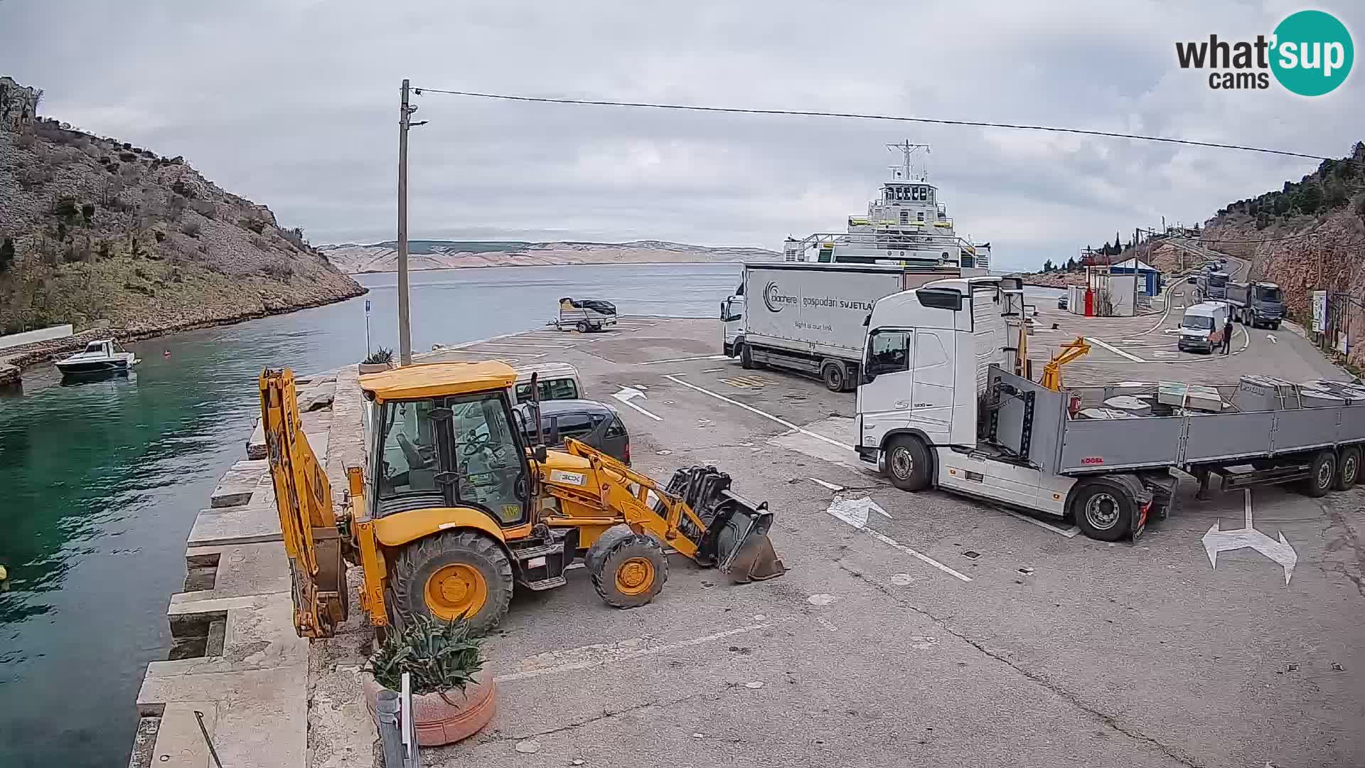Webcam Prizna ferry port to Pag island
