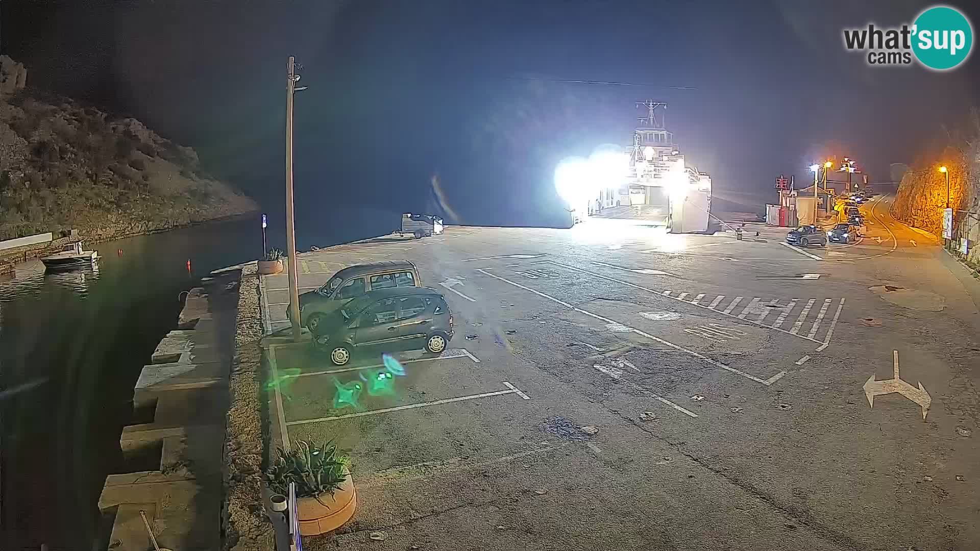 Webcam Prizna ferry port to Pag island
