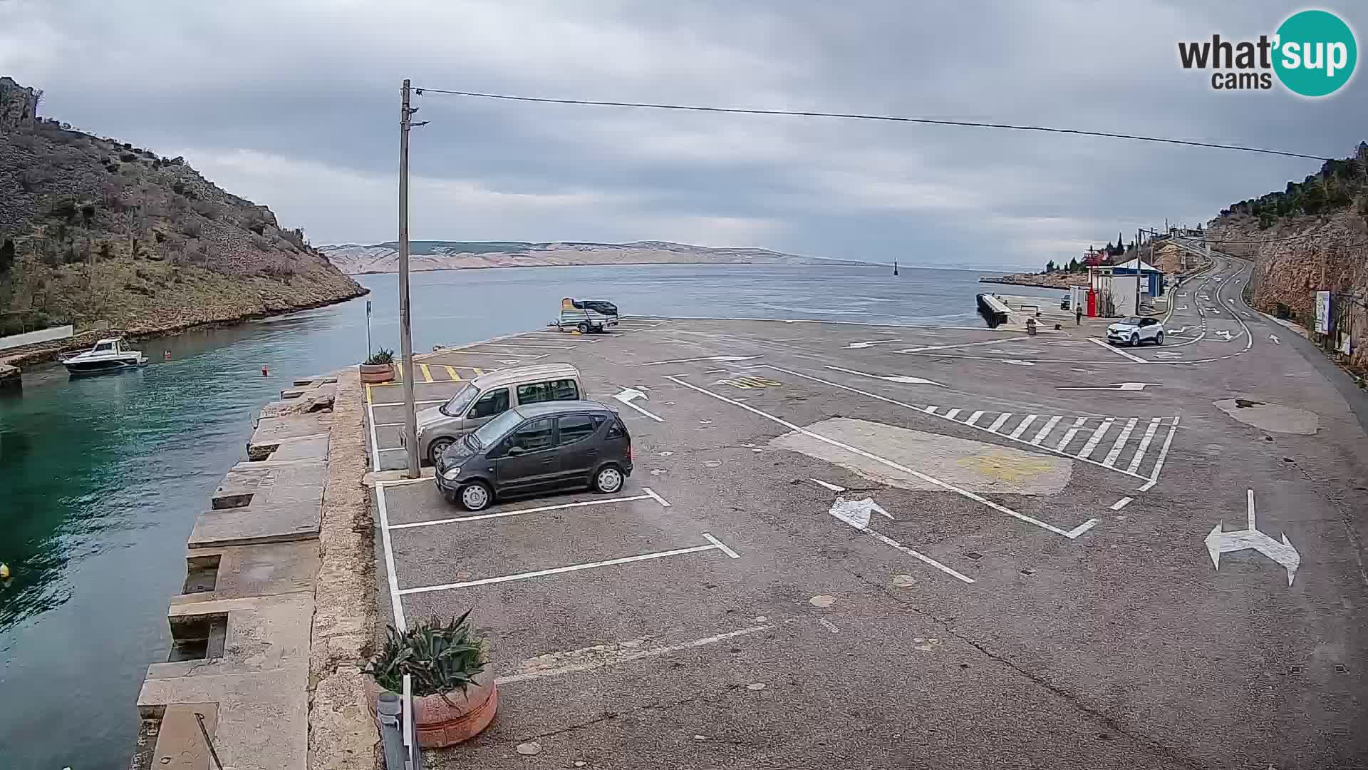 Webcam port de ferry de Prizna – vers l’île de Pag