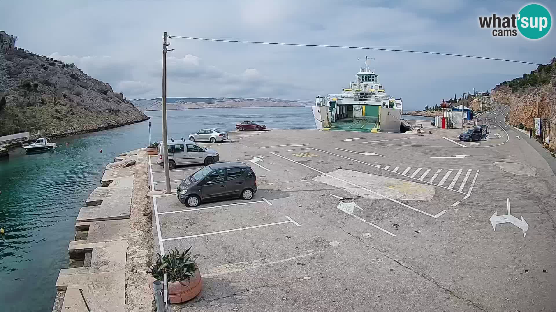 Webcam Fährhafen Prizna – zur Insel Pag