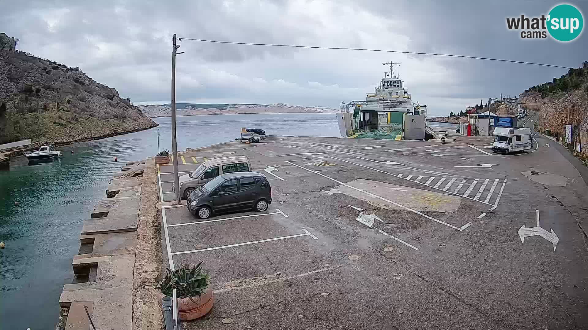Webcam Prizna ferry port to Pag island