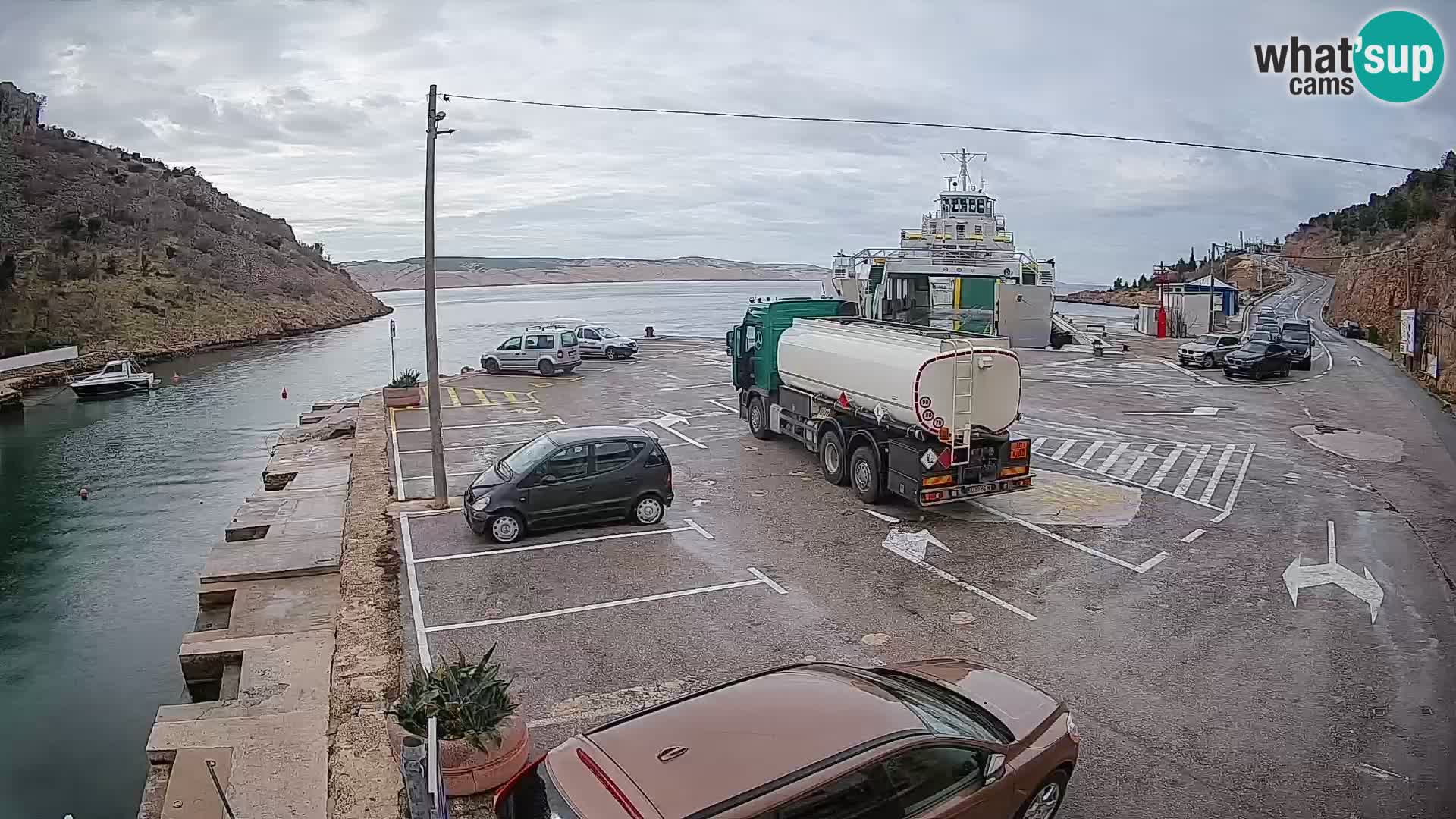 Webcam Prizna ferry port to Pag island