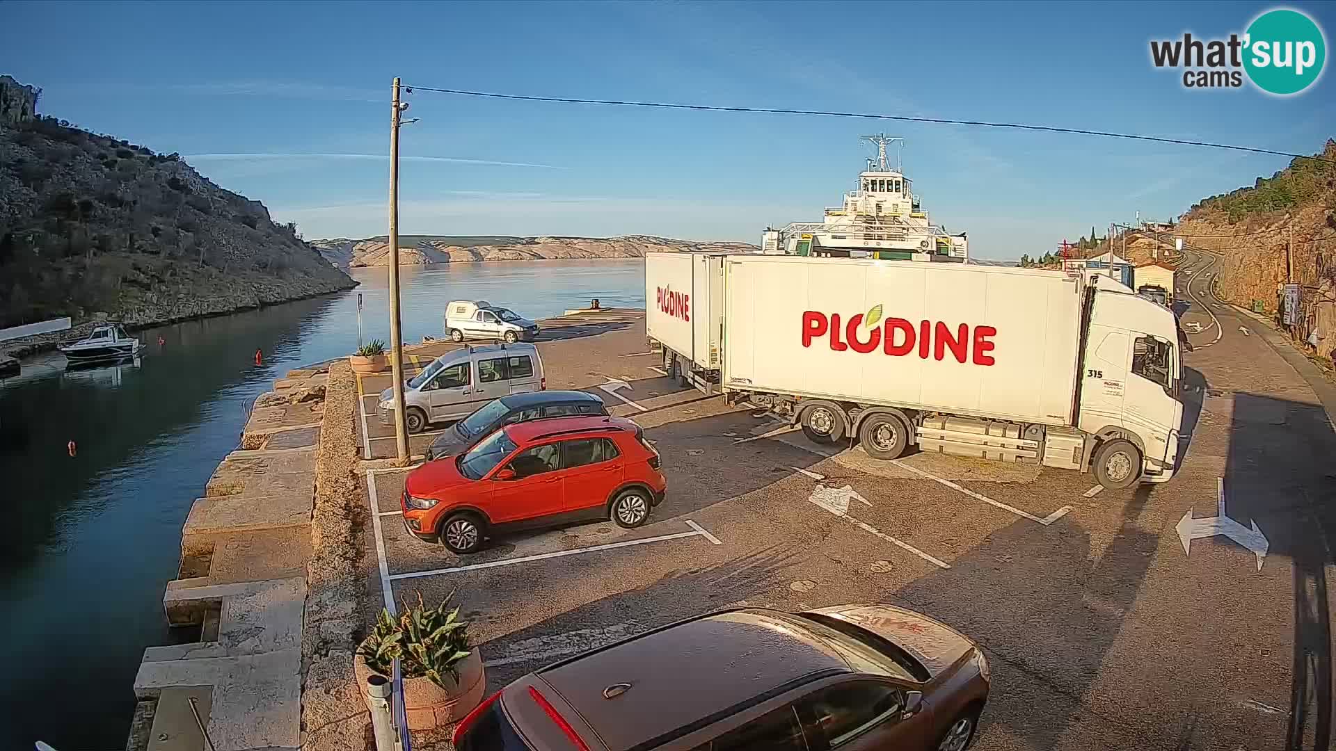 Webcam Prizna ferry port to Pag island