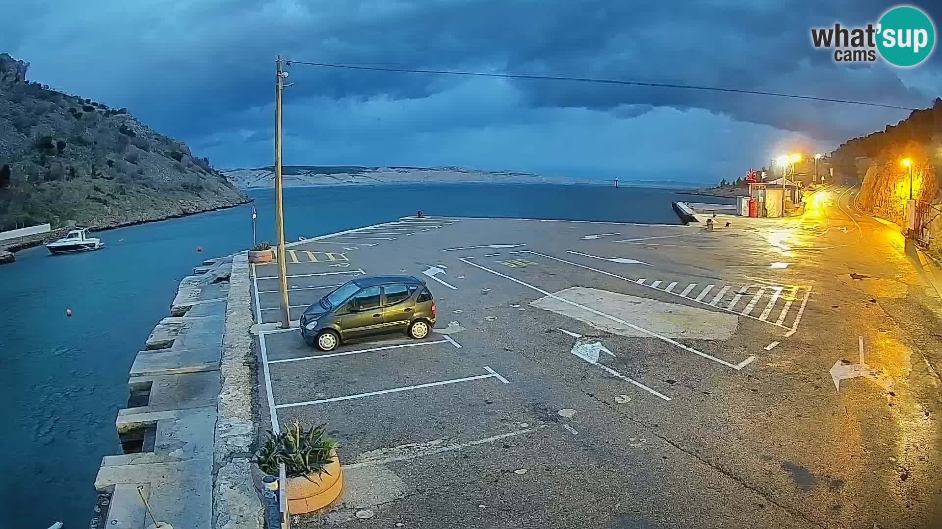 Webcam port de ferry de Prizna – vers l’île de Pag