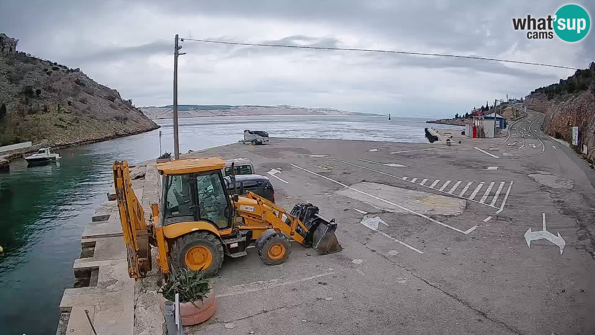 Webcam port de ferry de Prizna – vers l’île de Pag