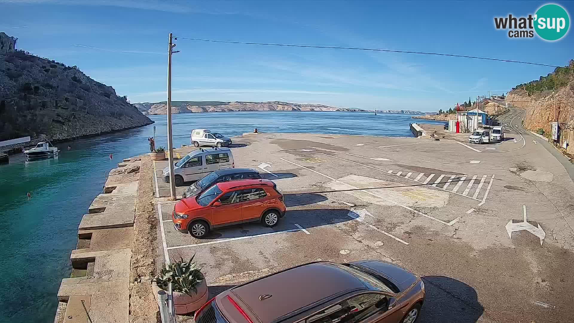 Webcam Prizna ferry port to Pag island