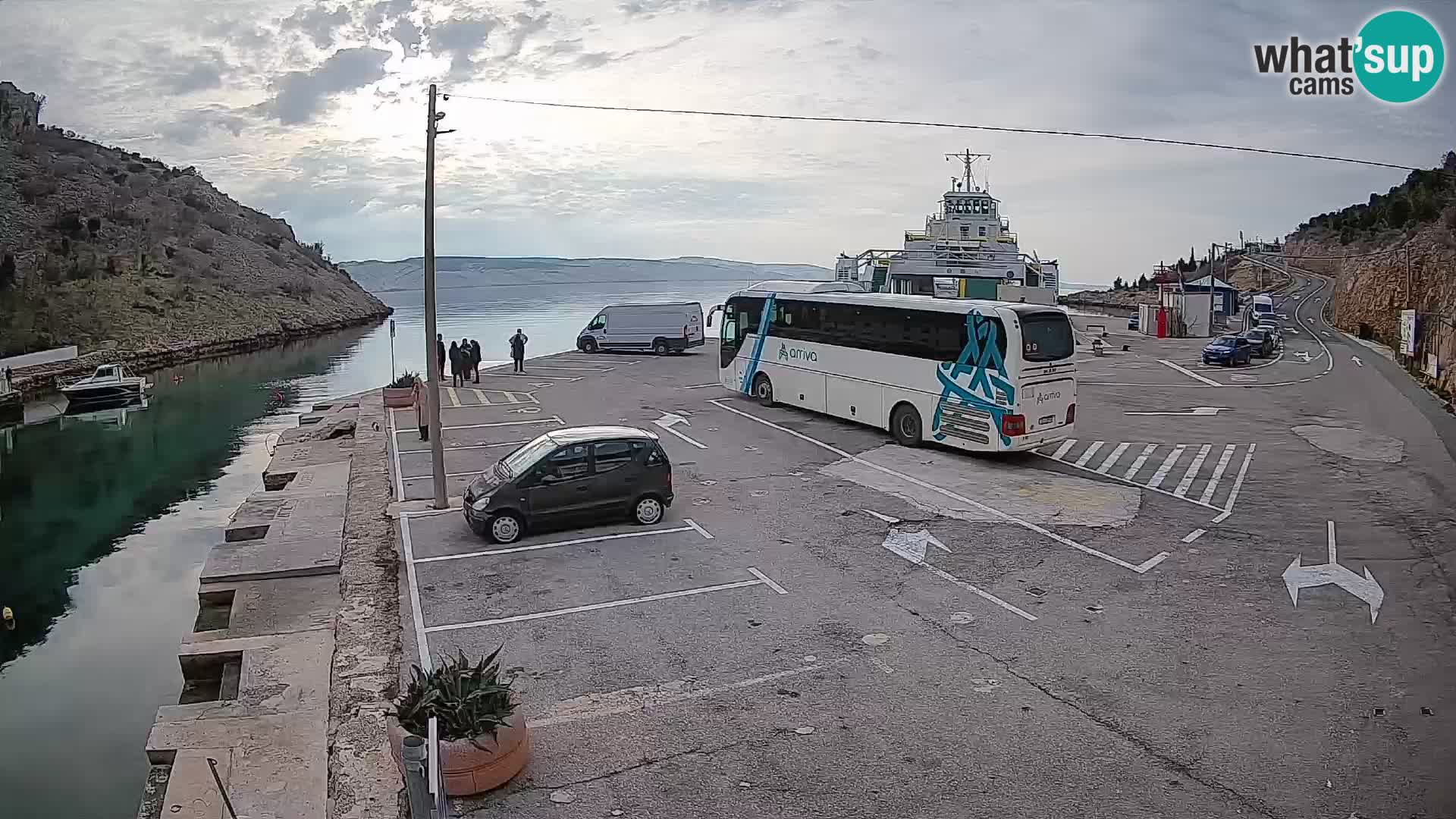 Webcam Prizna ferry port to Pag island