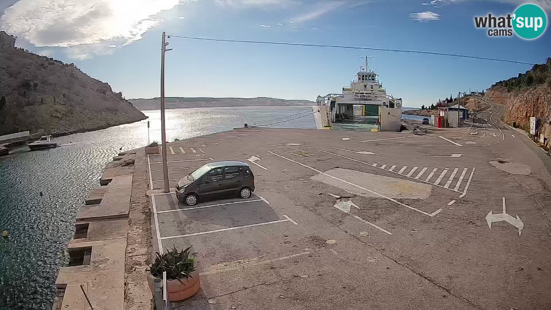 Webcam port de ferry de Prizna – vers l’île de Pag