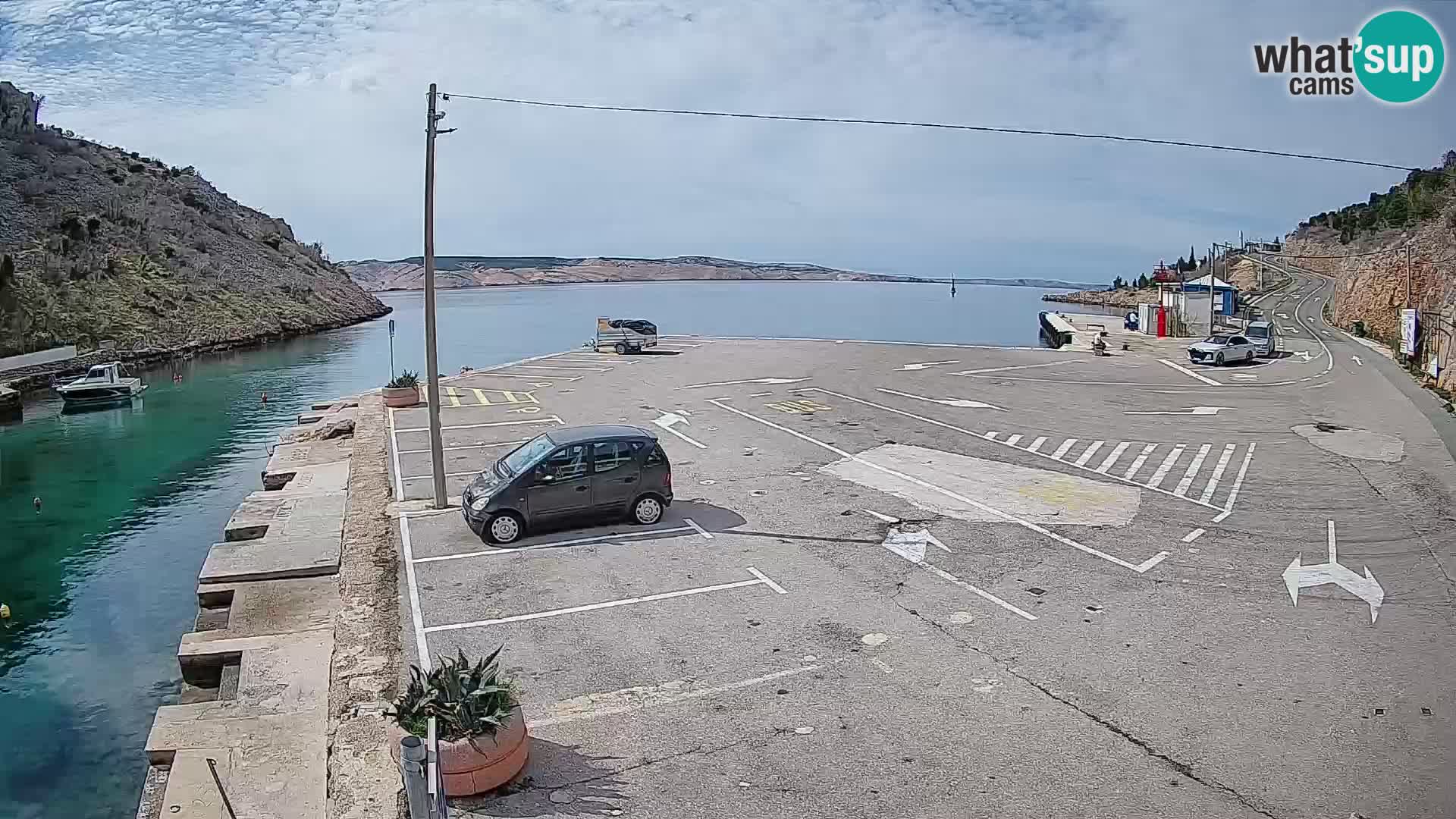 Webcam Prizna ferry port to Pag island