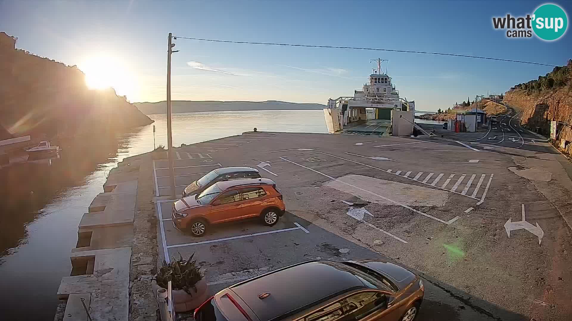 Webcam Prizna ferry port to Pag island