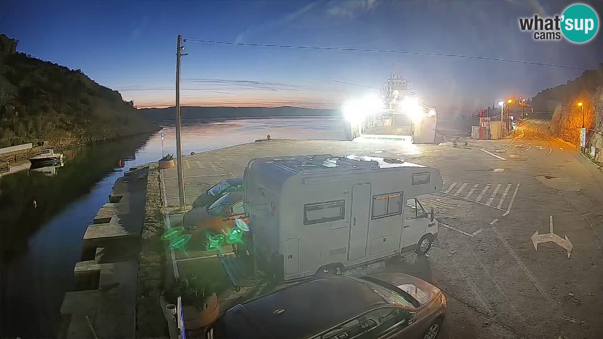 Webcam port de ferry de Prizna – vers l’île de Pag